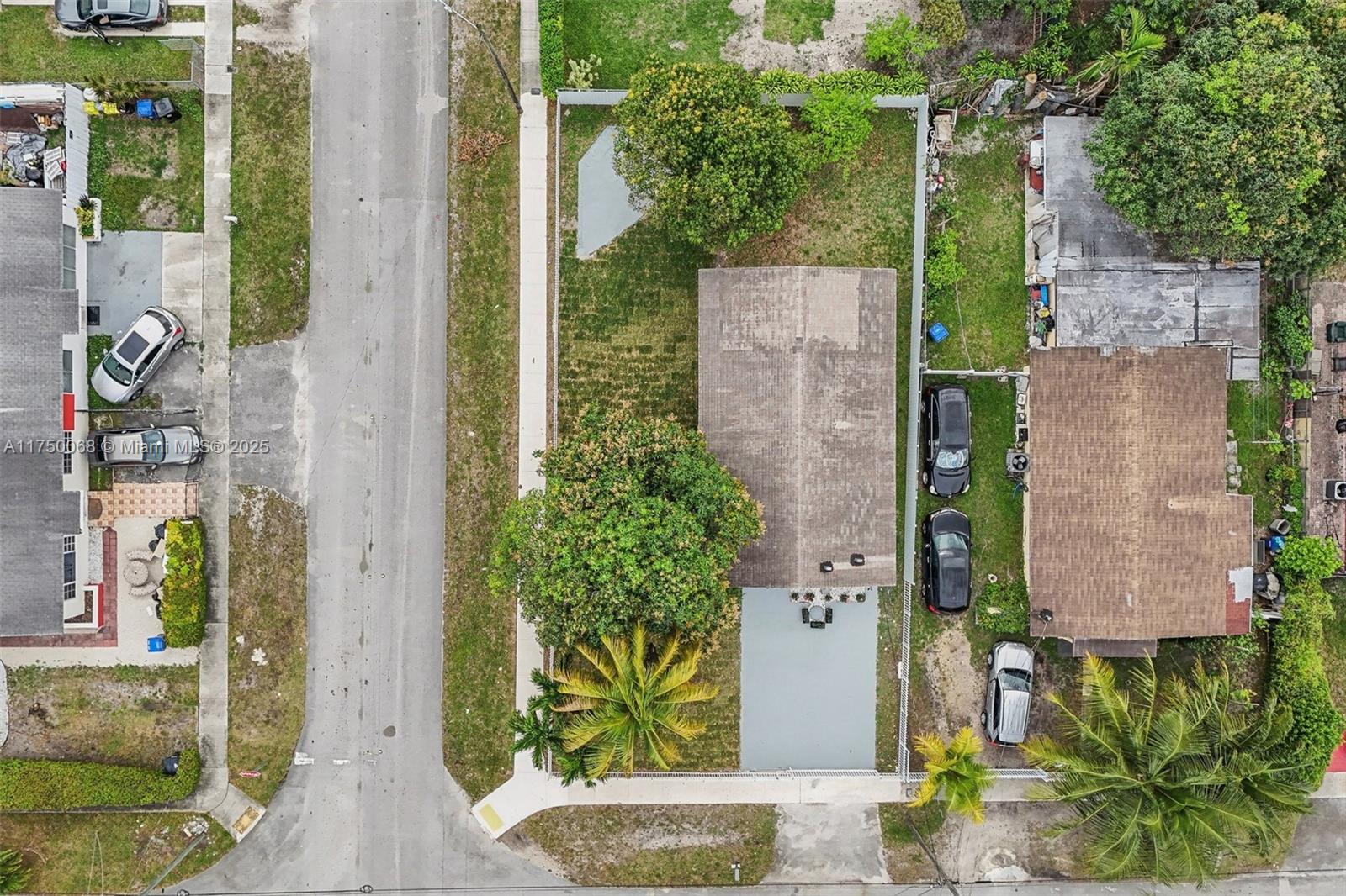 290 NE 171st Ter, North Miami Beach, Florida image 35