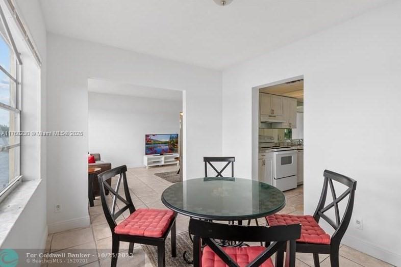 1060 Crystal Lake Dr #404, Deerfield Beach, Florida image 8