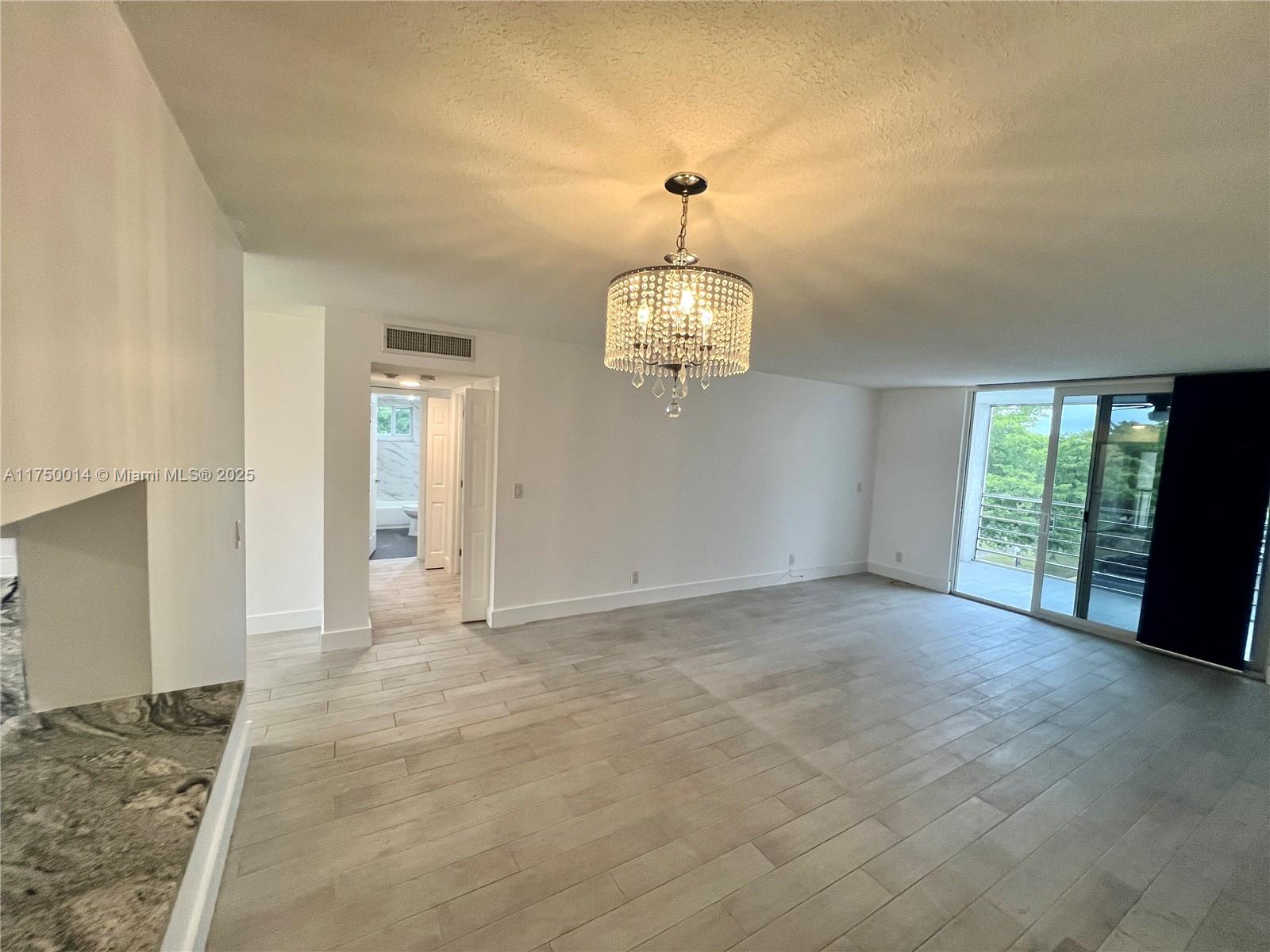 415 SE 11th Ter #301, Dania Beach, Florida image 7