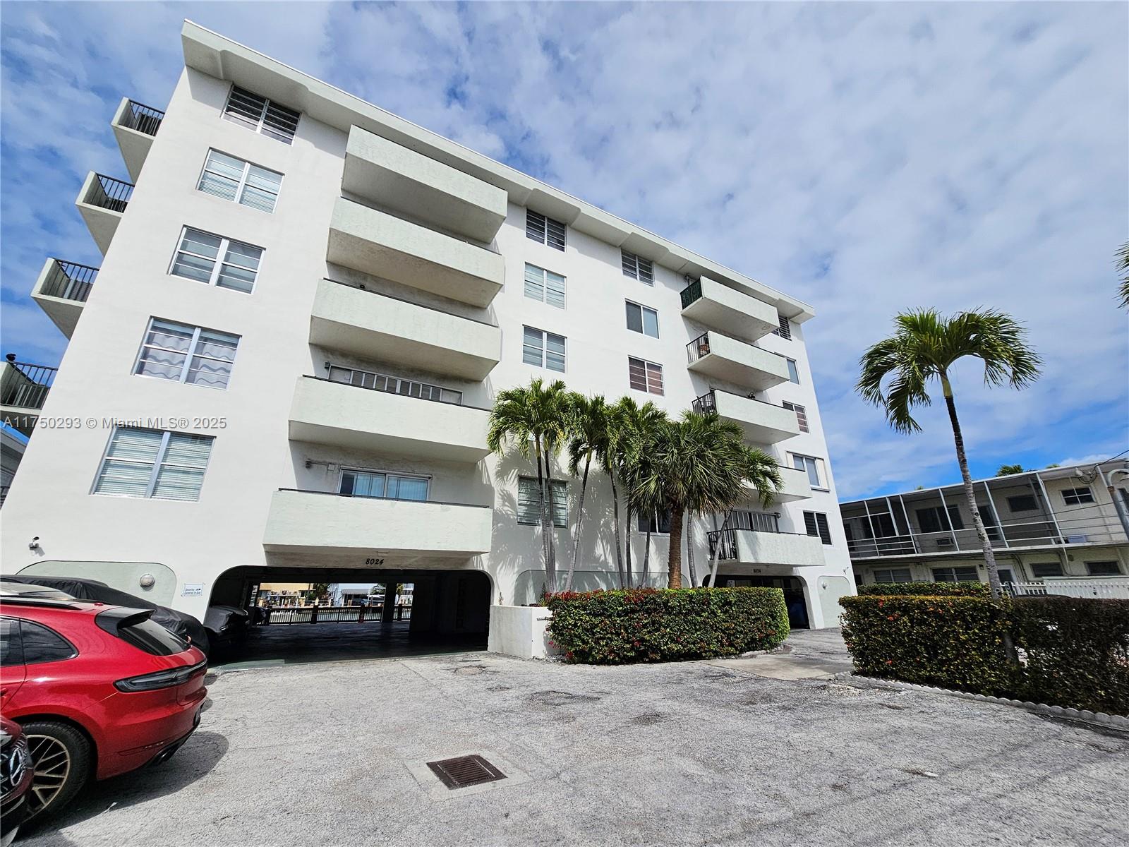 8024 Tatum Waterway Dr #5D, Miami Beach, Florida image 22