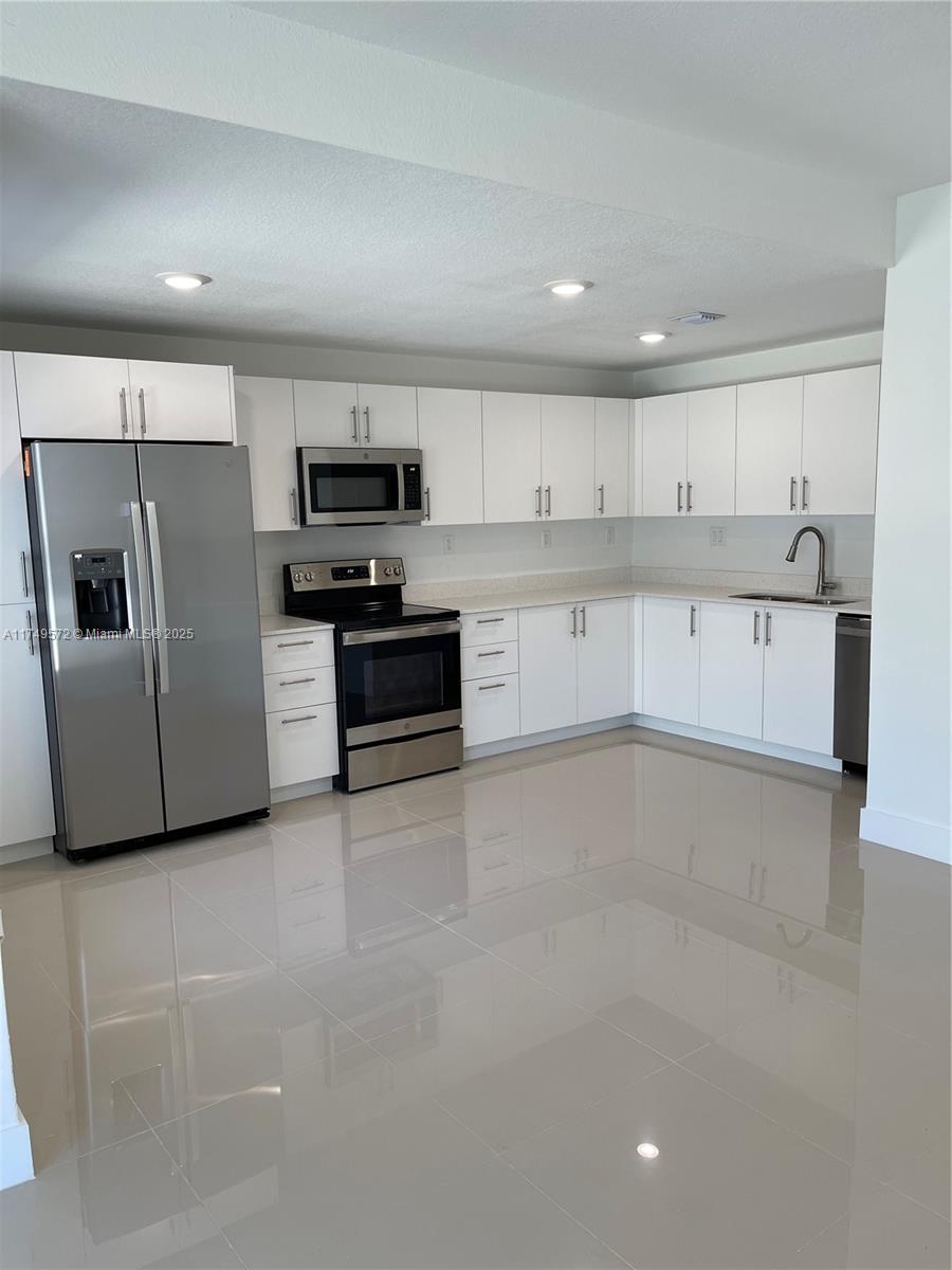 25842 SW 144th Ave, Naranja, Florida image 3