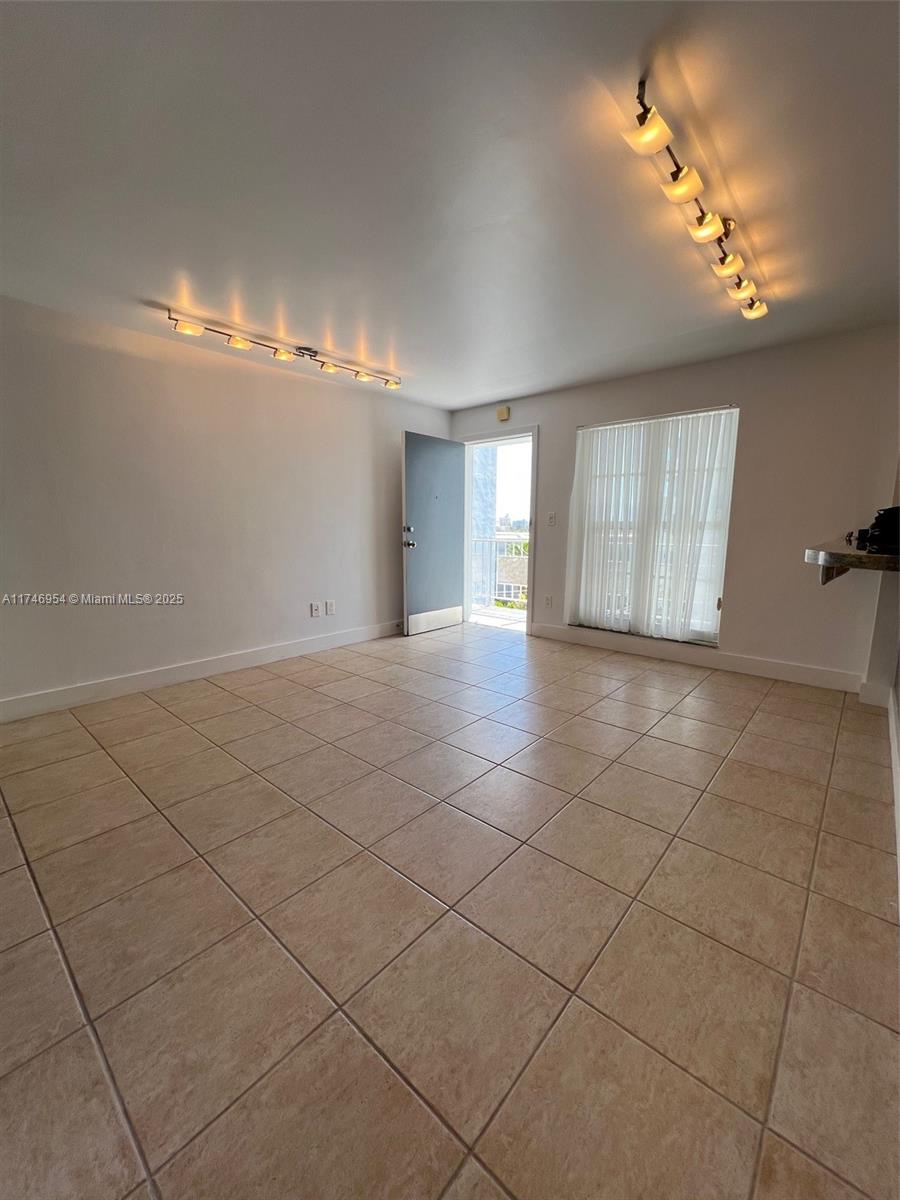 1340 Lincoln Rd #705, Miami Beach, Florida image 6