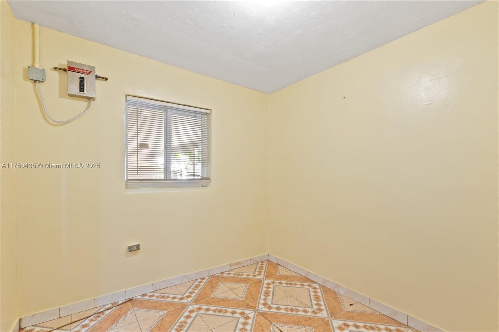 21380 N Miami Ave, Miami Gardens, Florida image 13