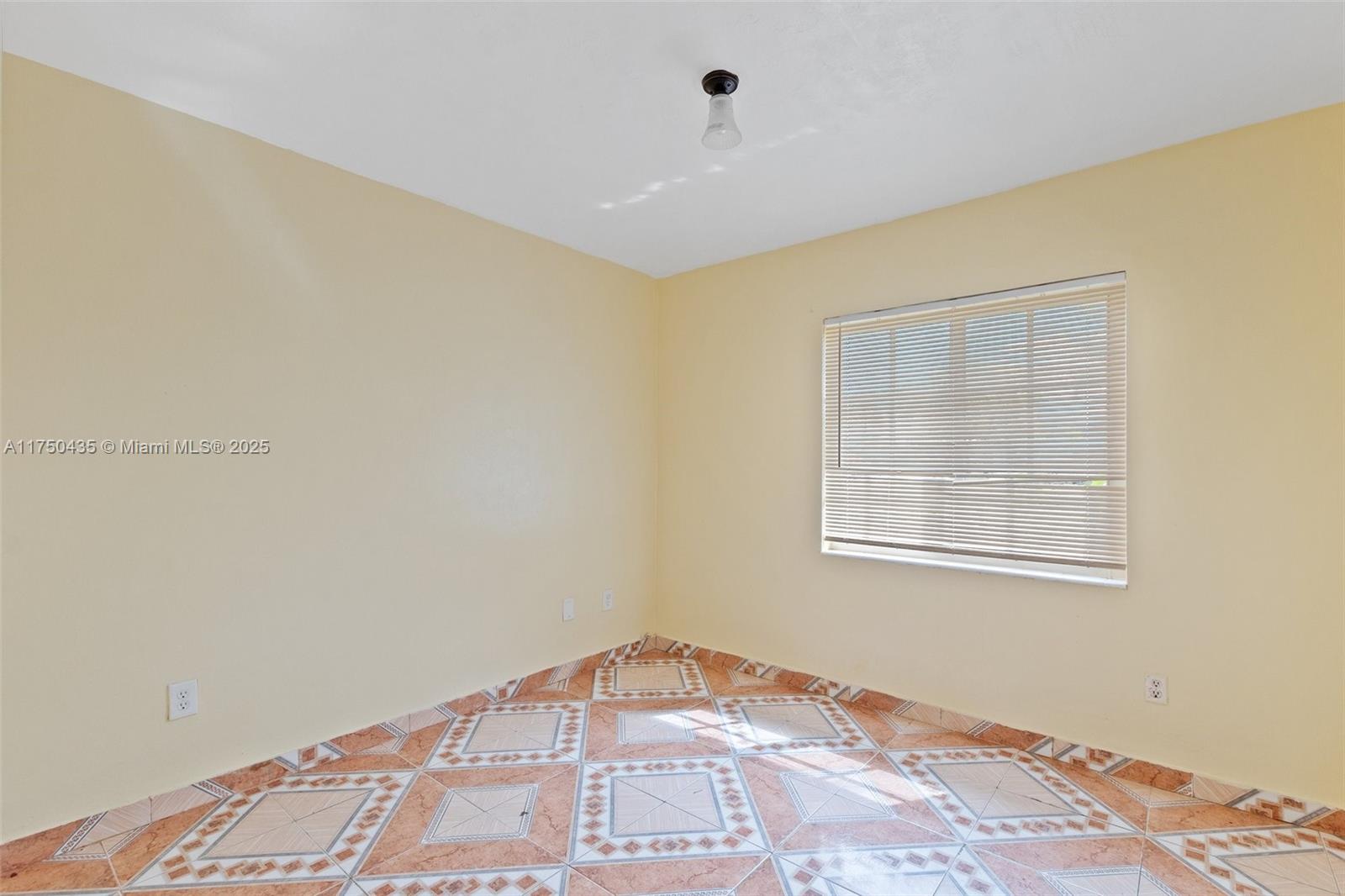 21380 N Miami Ave, Miami Gardens, Florida image 14