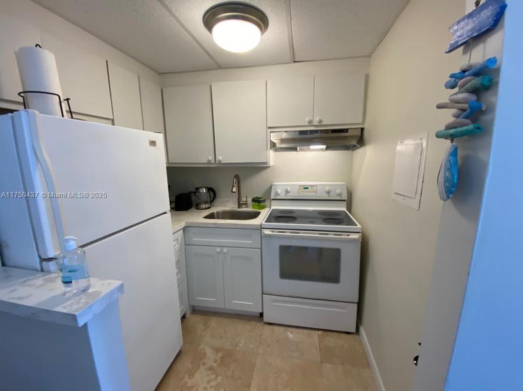 7904 West Dr #110, North Bay Village, Florida image 9