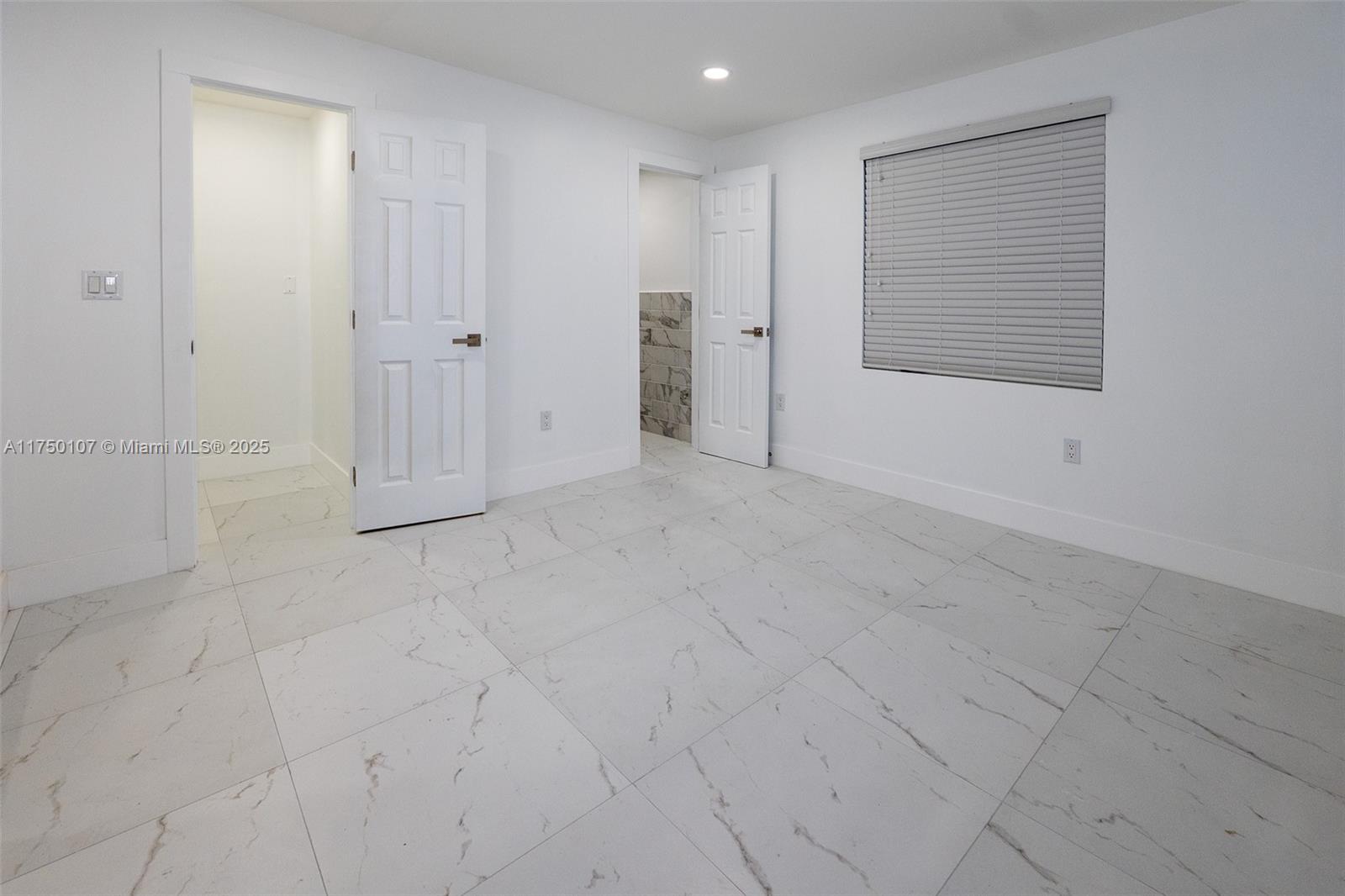 2966 NW 26th St, Miami, Florida image 5