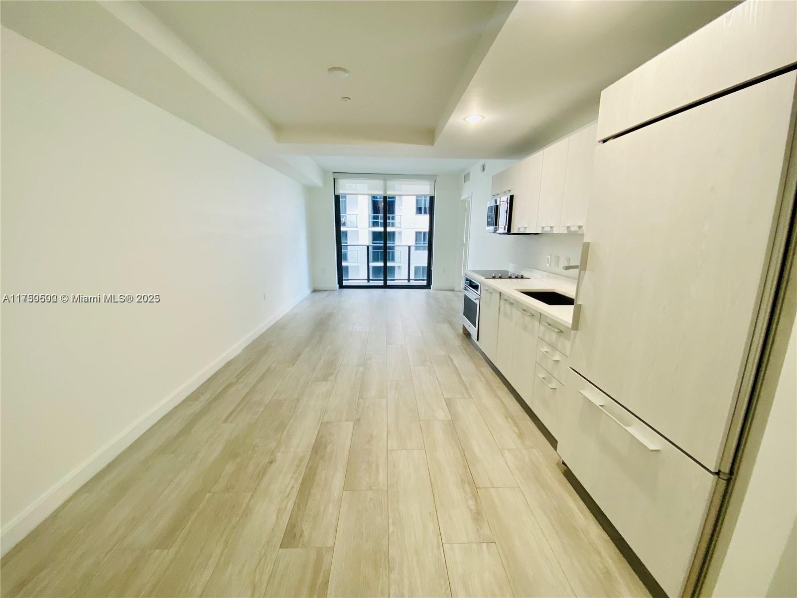 55 SW 9th St #3809, Miami FL 33130
