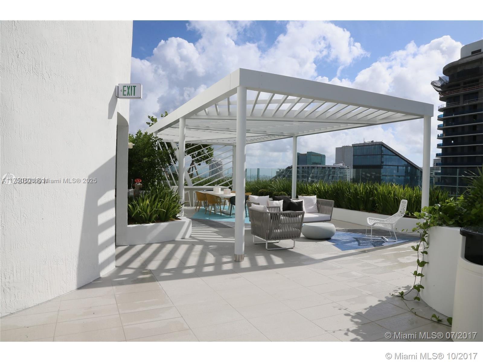 55 SW 9th St #3809, Miami FL 33130