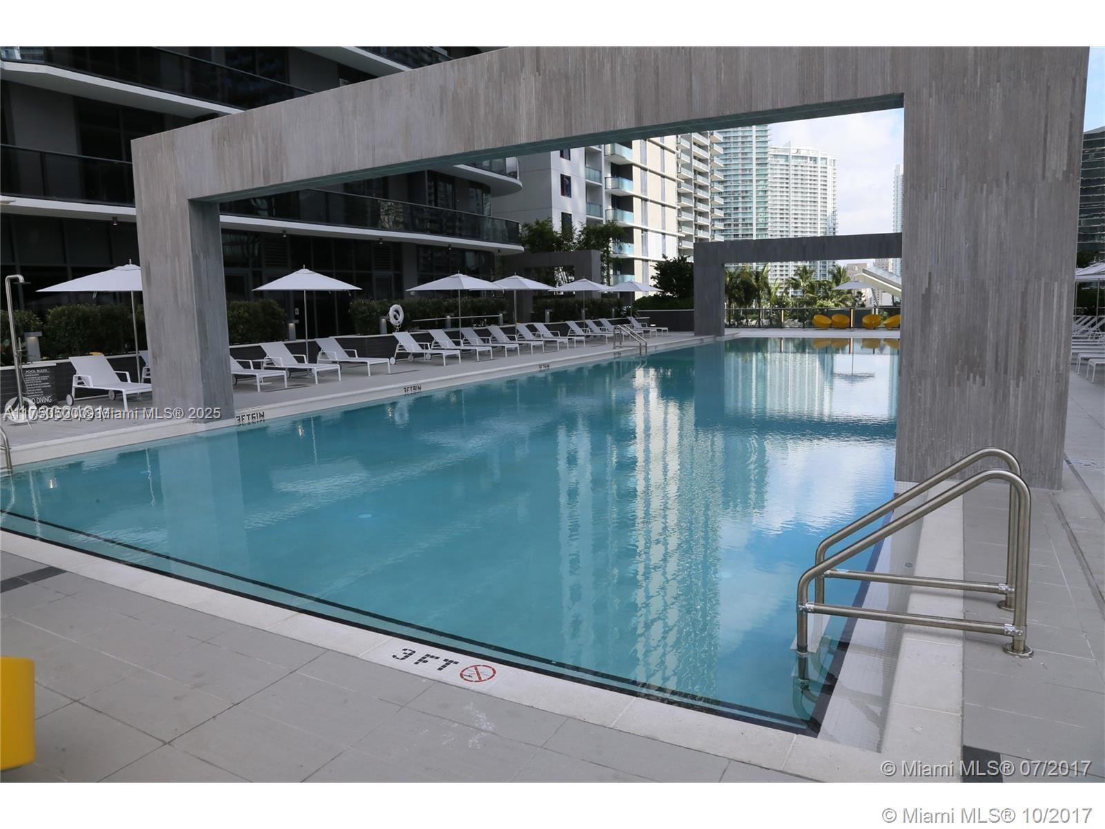 55 SW 9th St #3809, Miami FL 33130