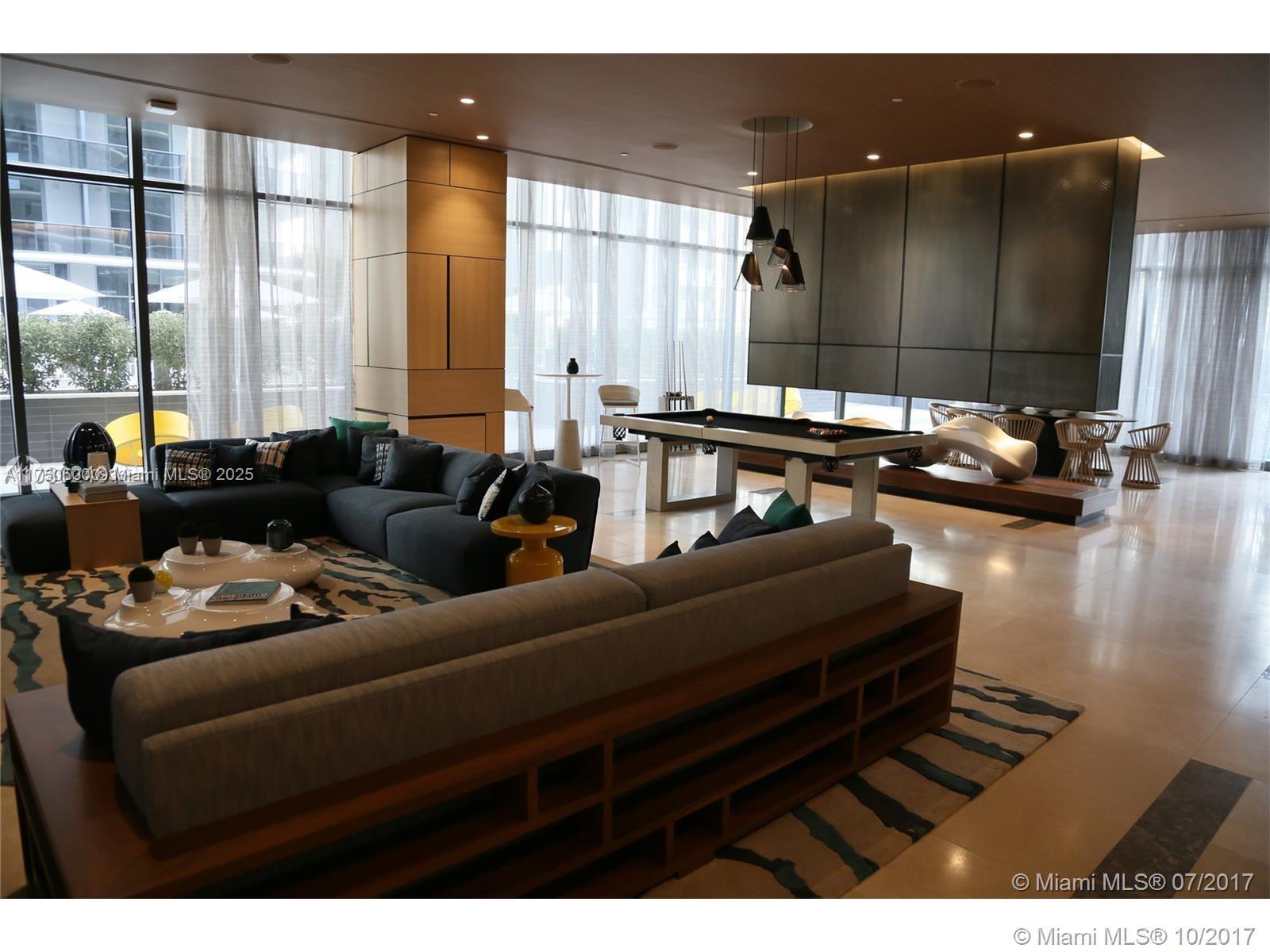 55 SW 9th St #3809, Miami FL 33130