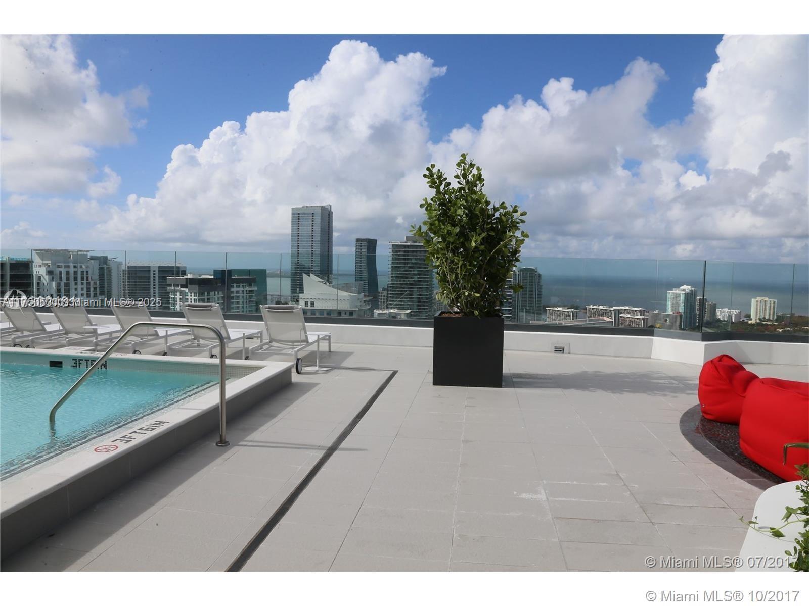 55 SW 9th St #3809, Miami FL 33130