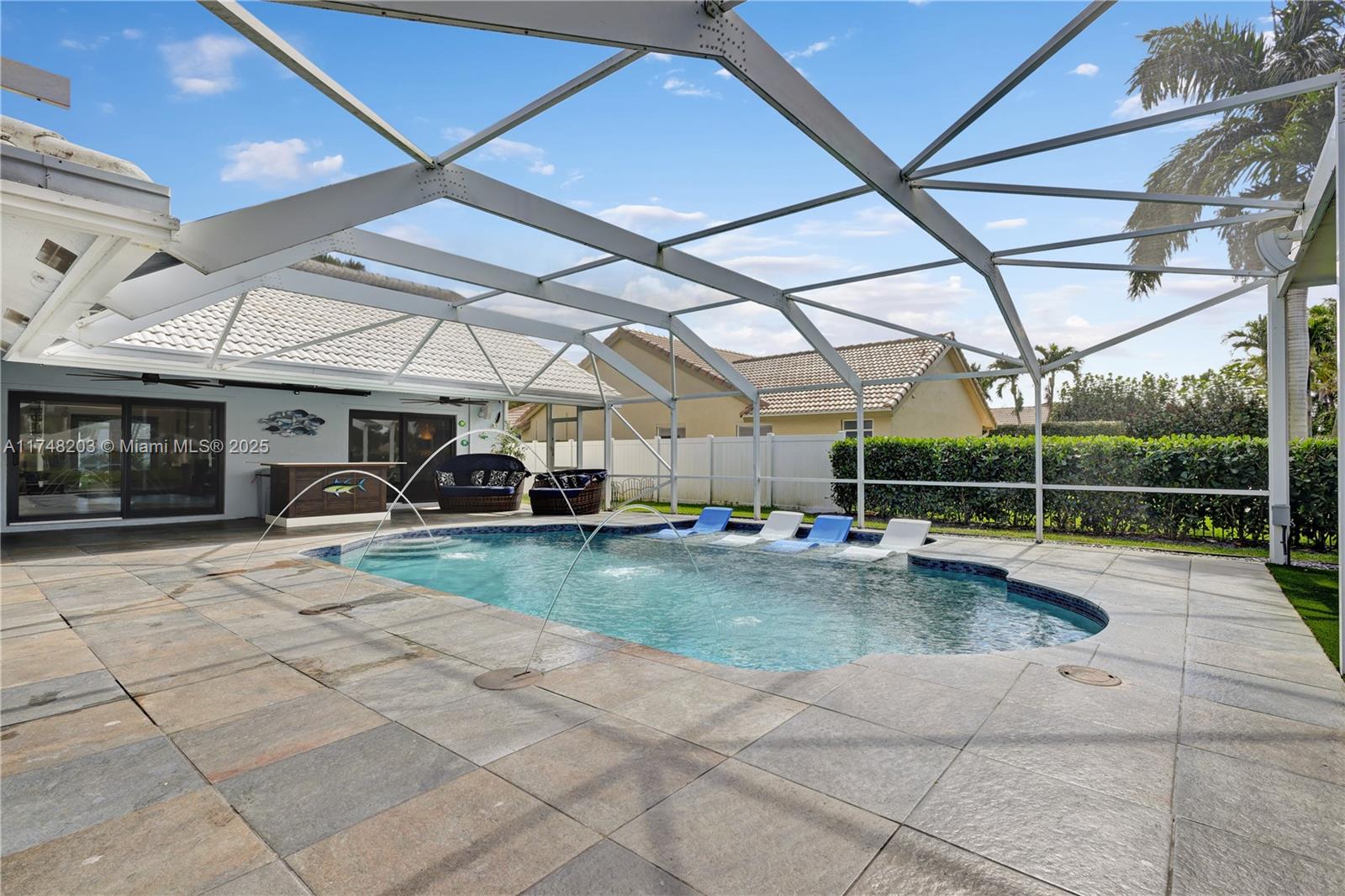 6677 Blue Bay Cir, Lake Worth, Florida image 27