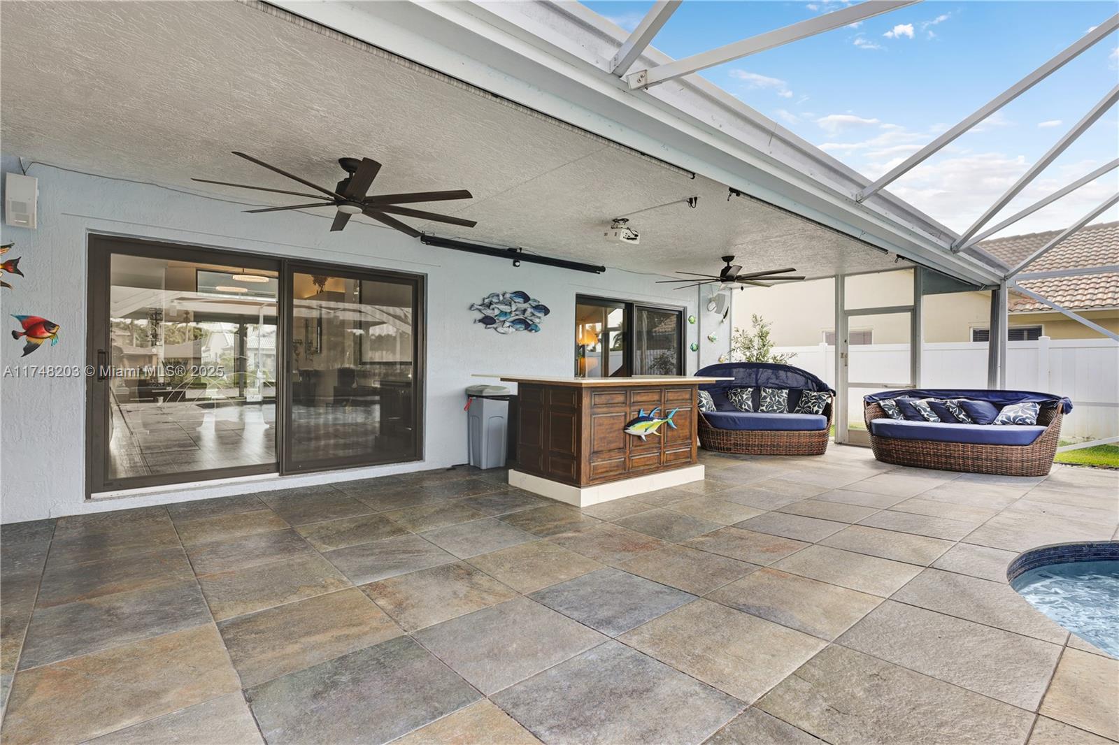 6677 Blue Bay Cir, Lake Worth, Florida image 36