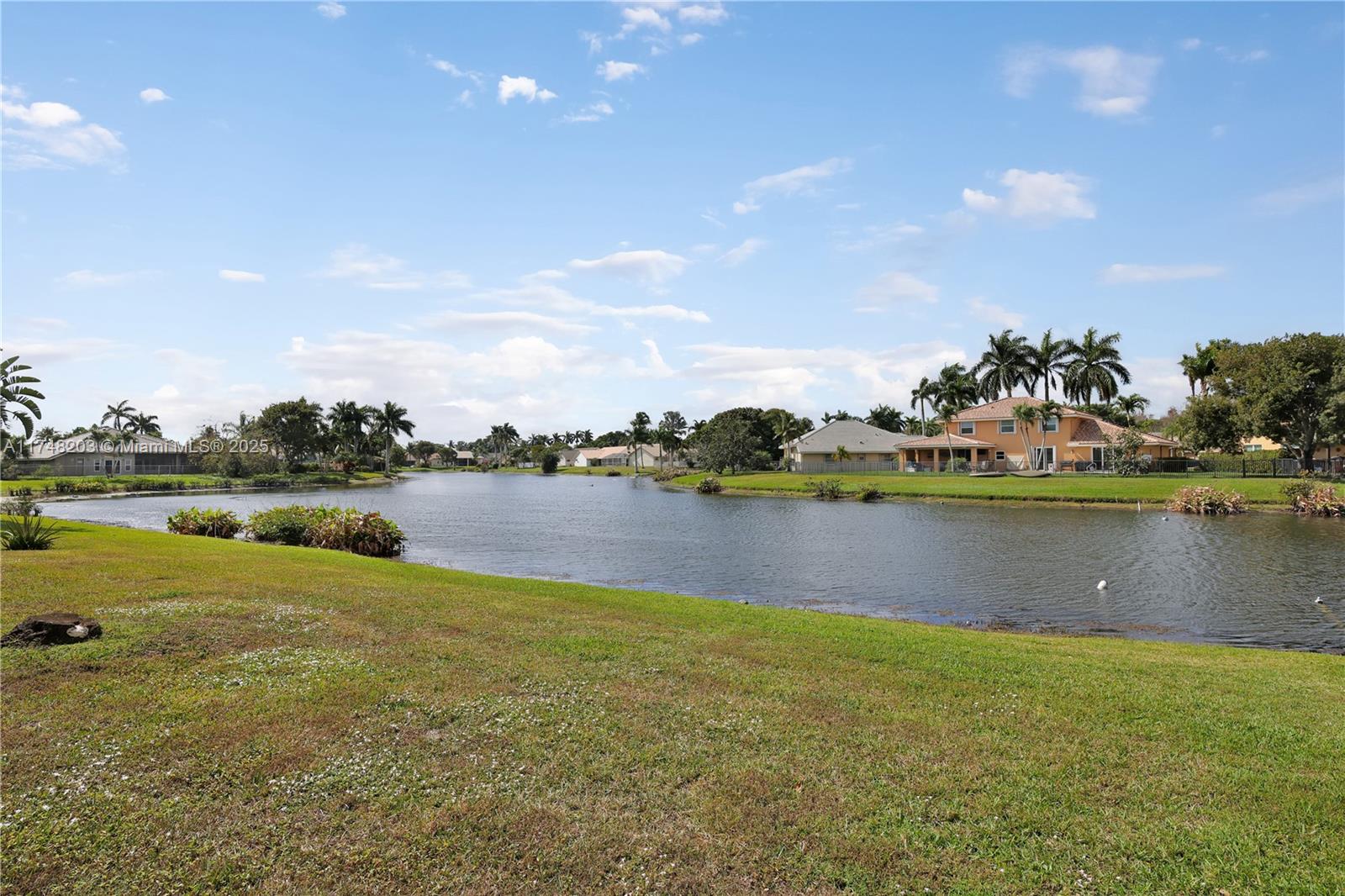 6677 Blue Bay Cir, Lake Worth, Florida image 40