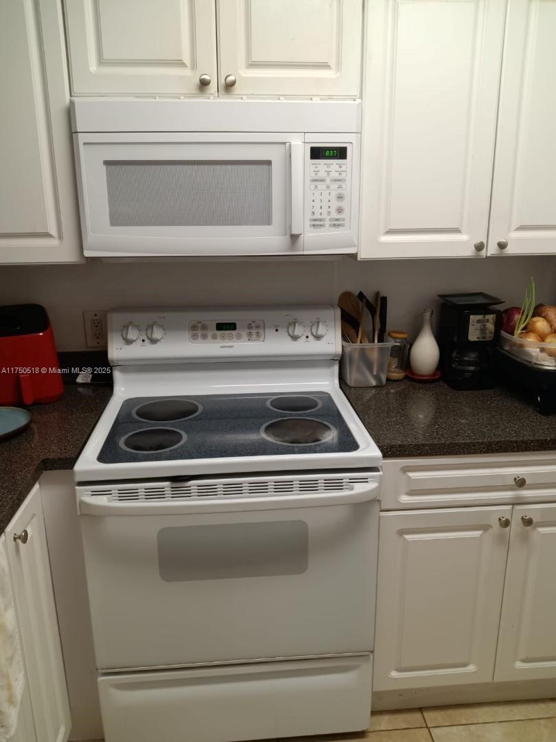12142 Saint Andrews Pl #306, Miramar, Florida image 11