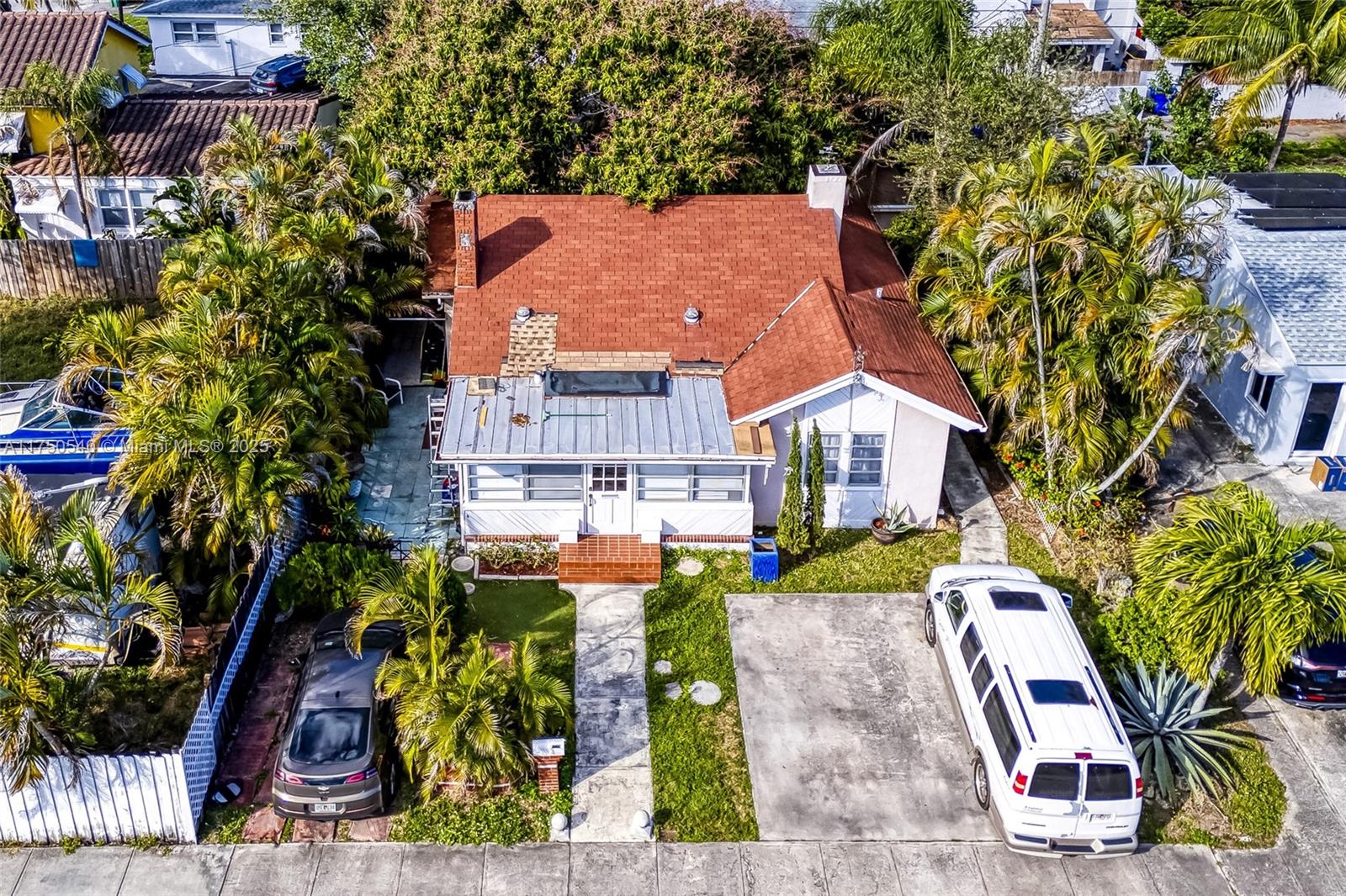 1719 Hayes St, Hollywood, Florida image 2