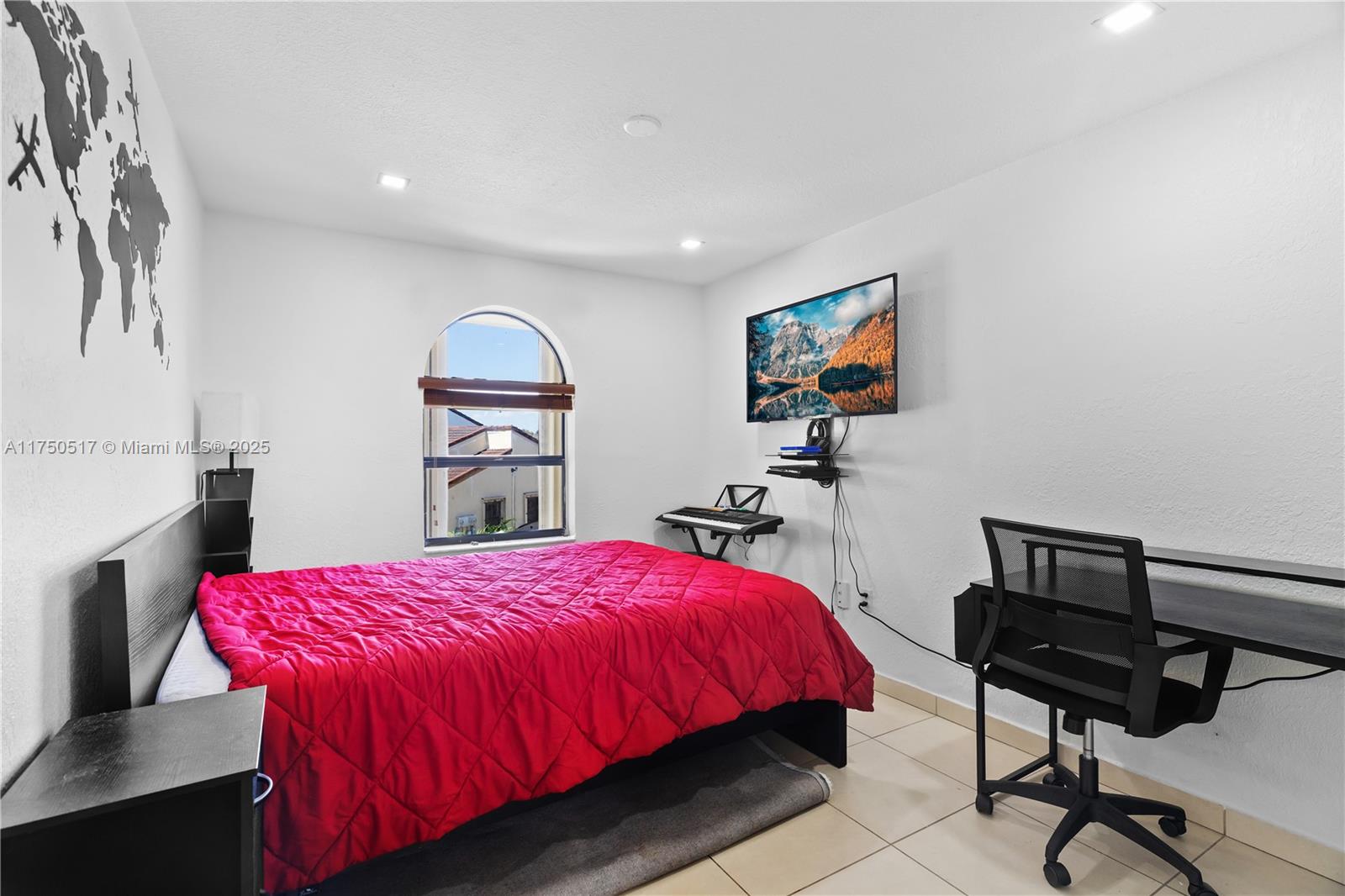 Listing Photo 17