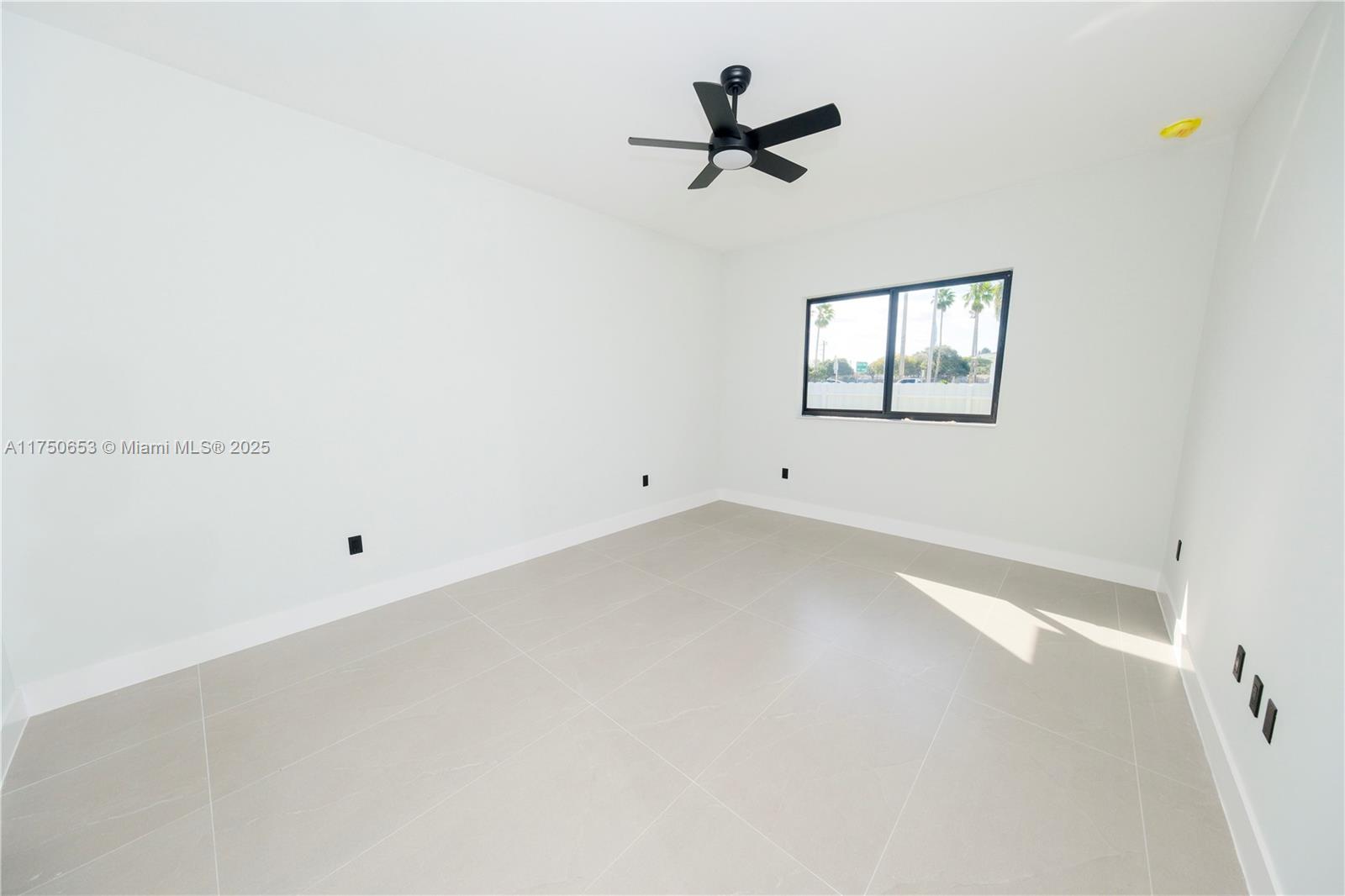 2224 Hope St, Hollywood, Florida image 18