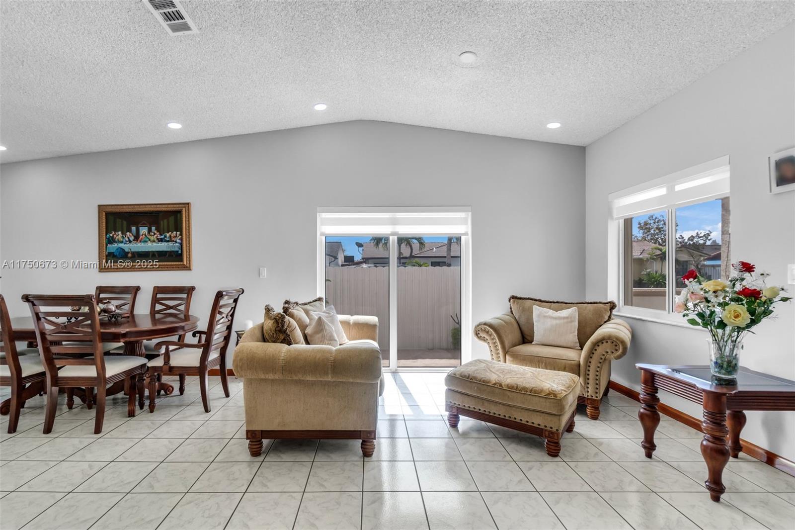 12872 NW 101st Pl, Hialeah Gardens, Florida image 5