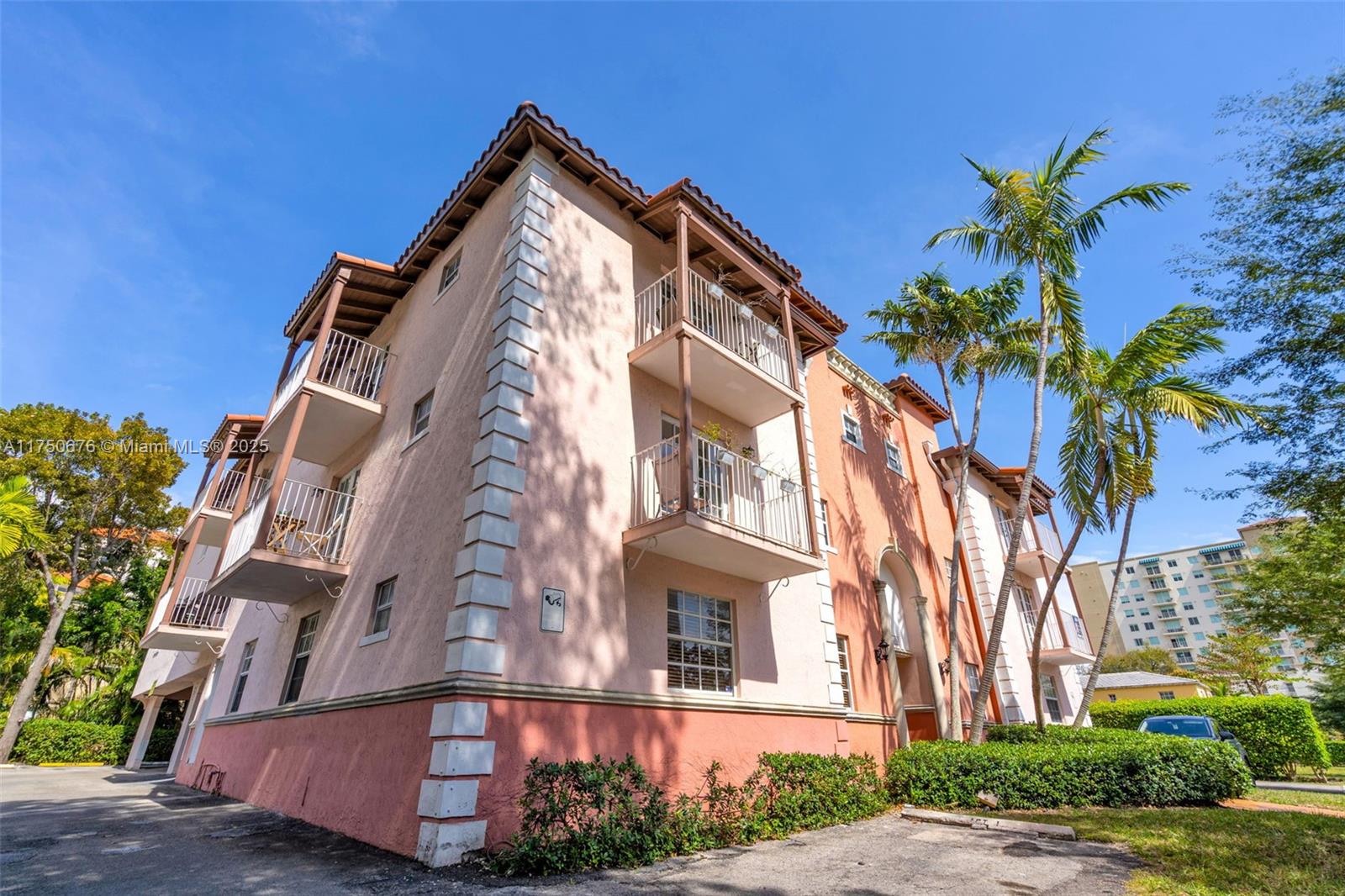 29 Santillane Ave #7, Coral Gables, Florida image 3