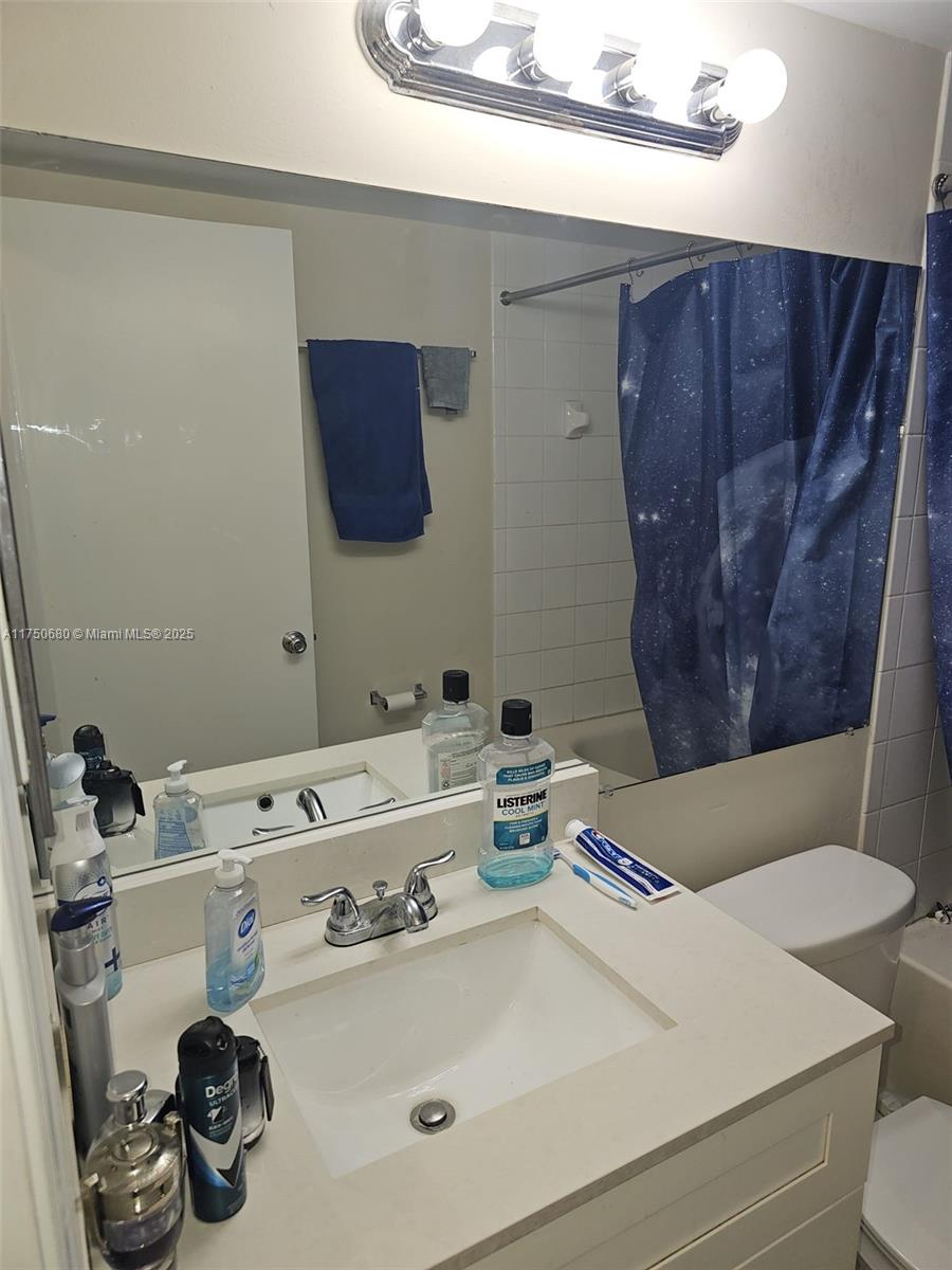 Listing Photo 12