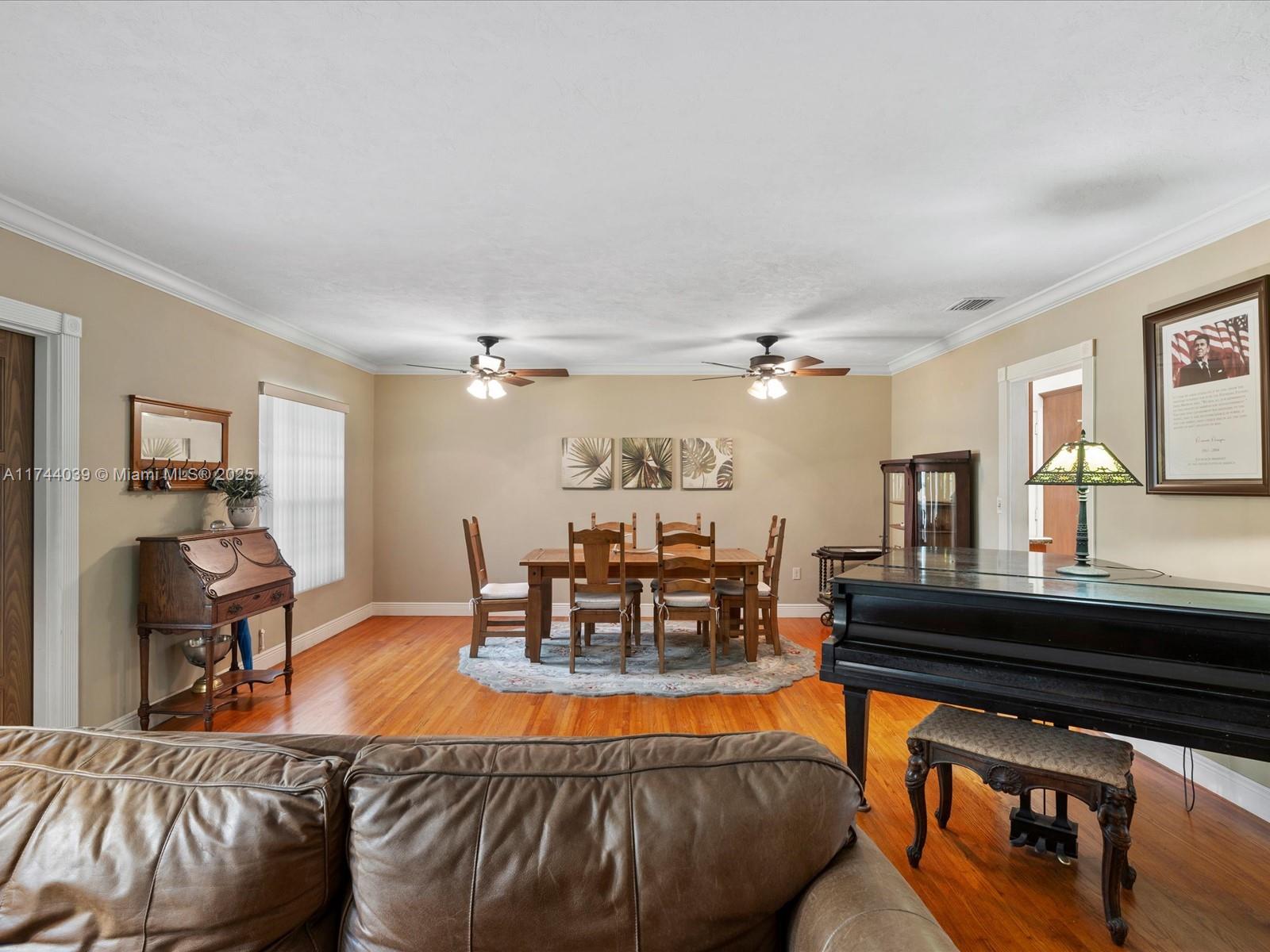 Listing Photo 10