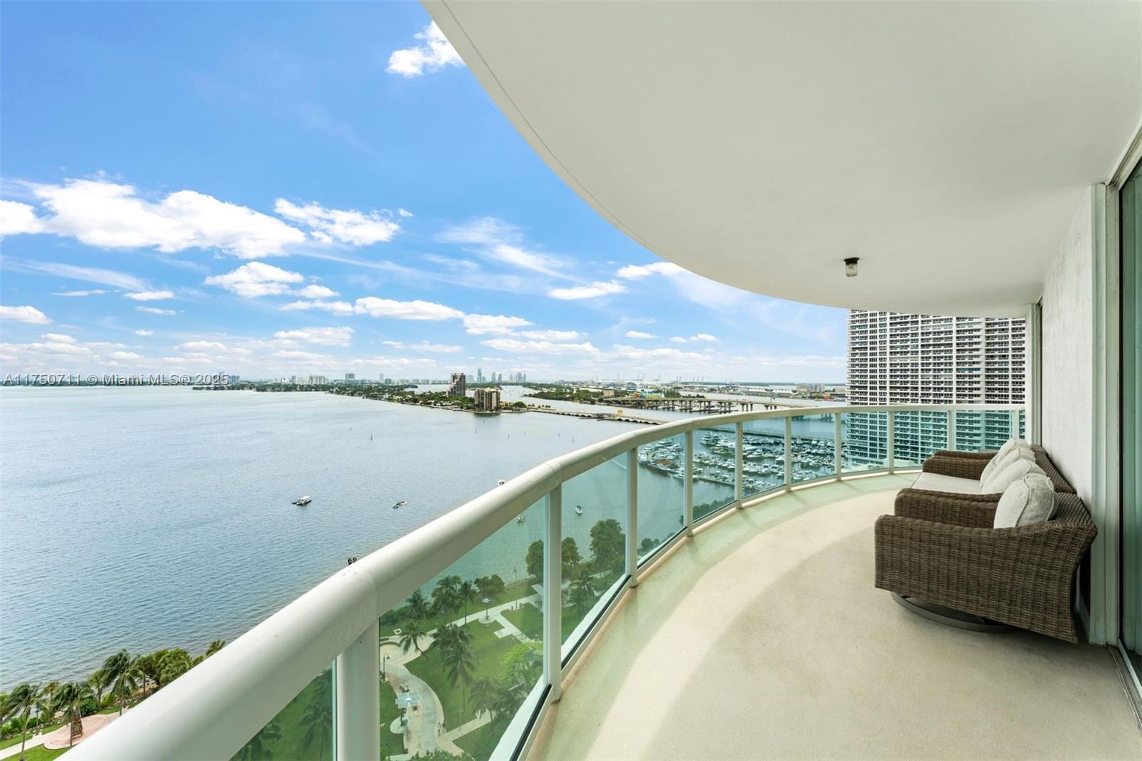 1800 N Bayshore Dr #2101, Miami FL 33132