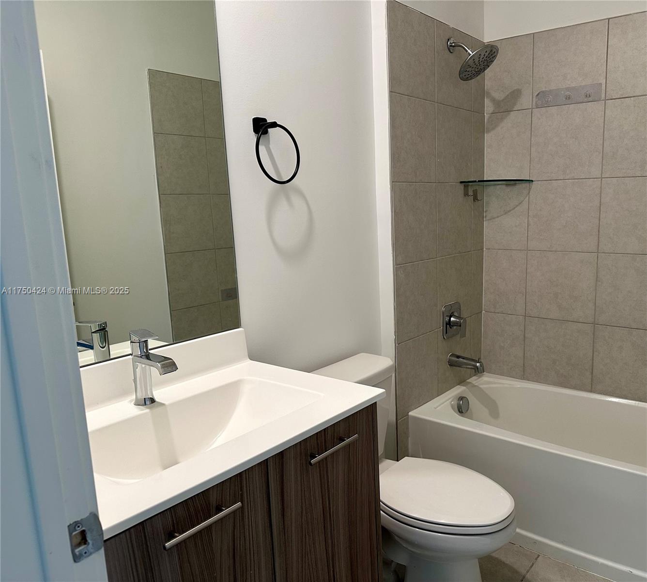 8265 NW 41 St #308, Doral, Florida image 12