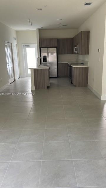 8265 NW 41 St #402, Doral, Florida image 7