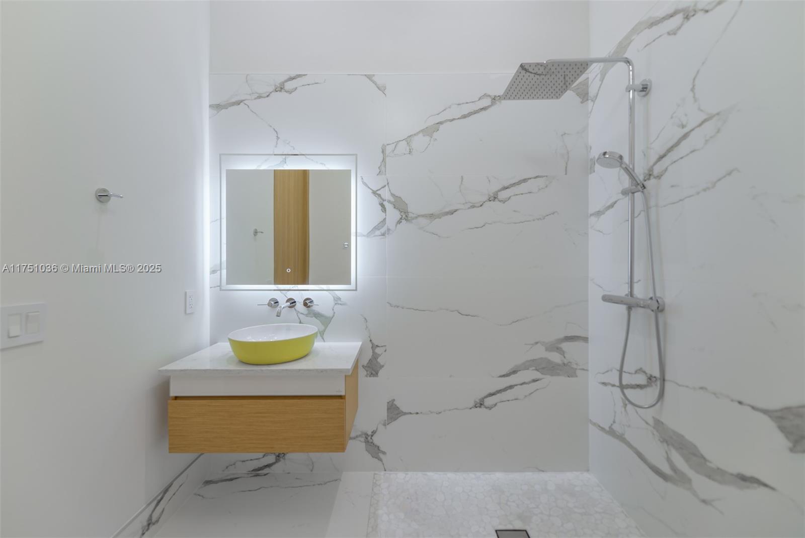 635 SW 9th St, Hallandale Beach, Florida image 26