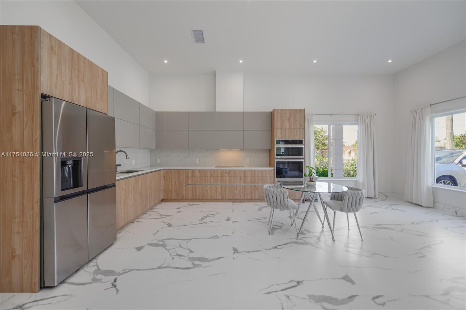 635 SW 9th St, Hallandale Beach, Florida image 7