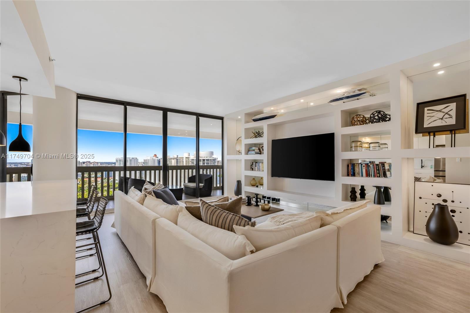 2000 Island Blvd #3010, Aventura, Florida image 7