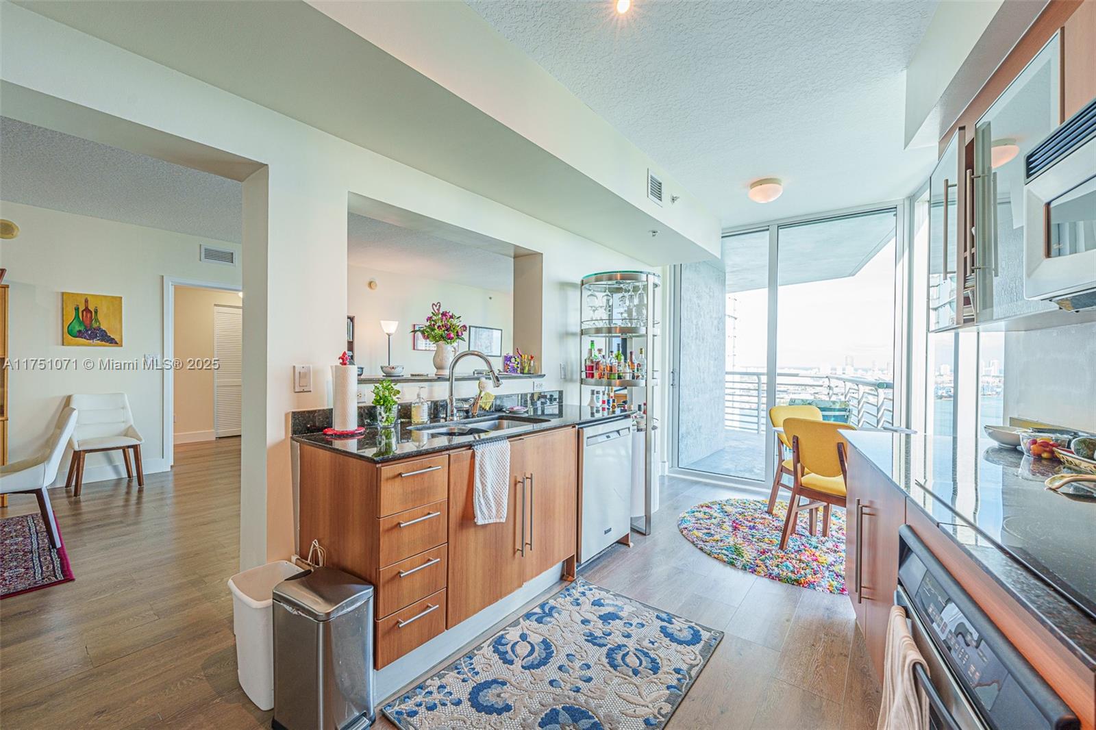 325 S Biscayne Blvd #3123, Miami FL 33131