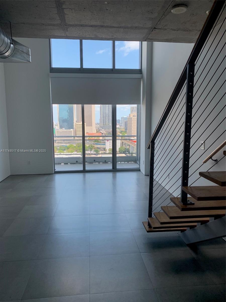 690 SW 1st Ct #2111, Miami FL 33130
