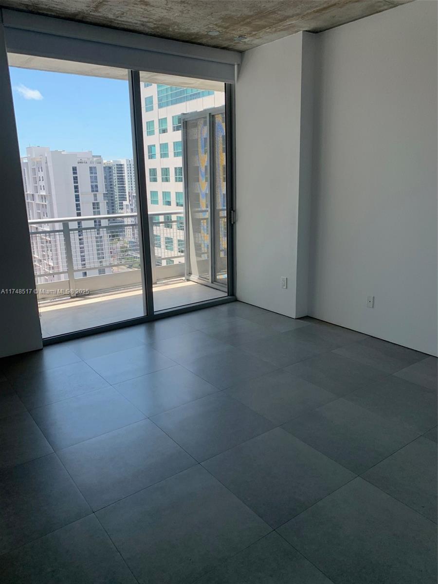 690 SW 1st Ct #2111, Miami FL 33130