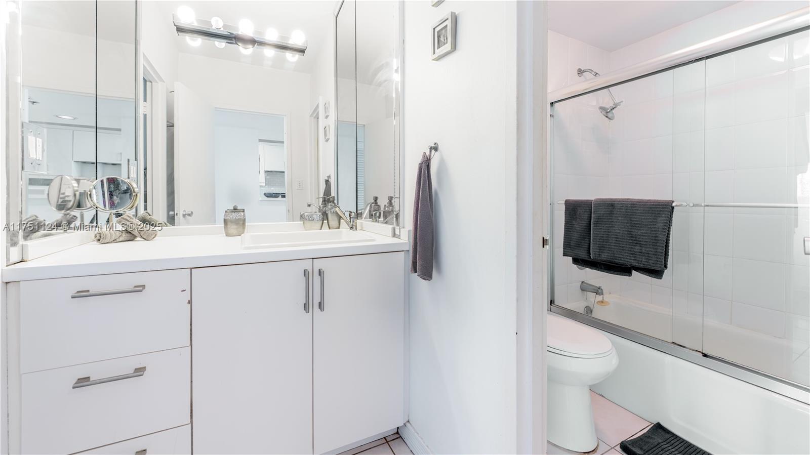 100 Lincoln Rd #1136, Miami Beach, Florida image 7