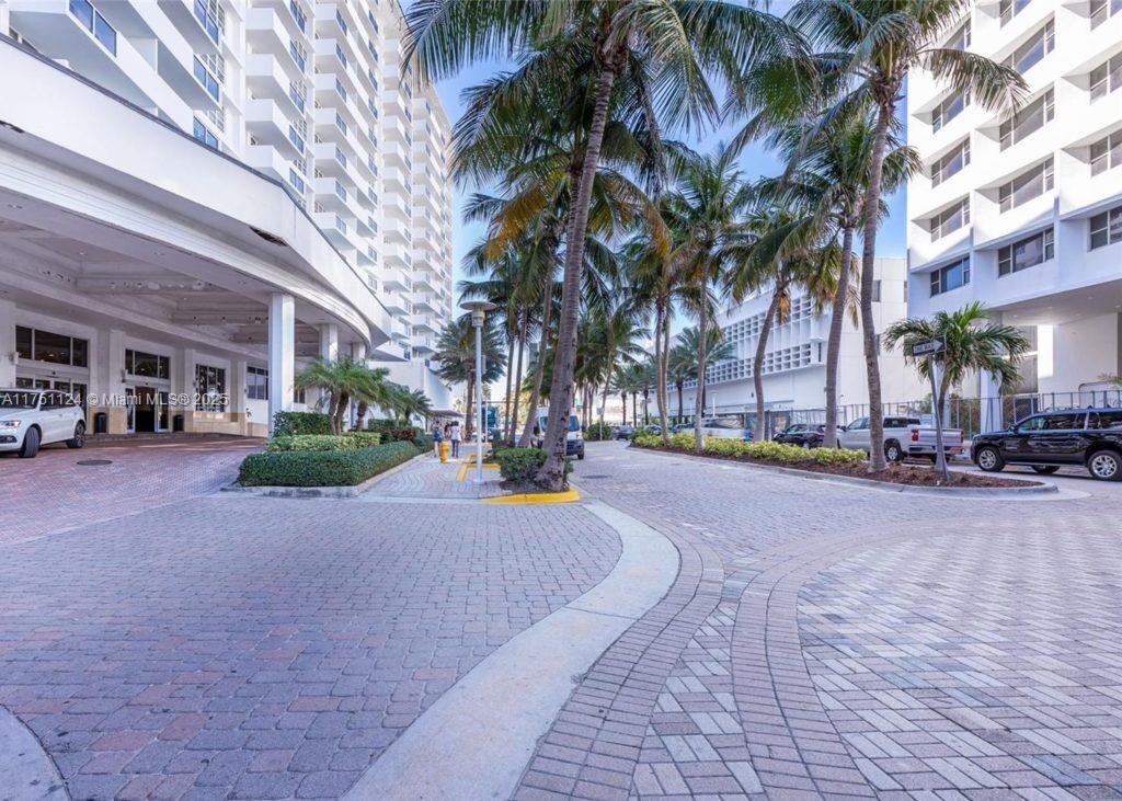 100 Lincoln Rd #1136, Miami Beach, Florida image 8