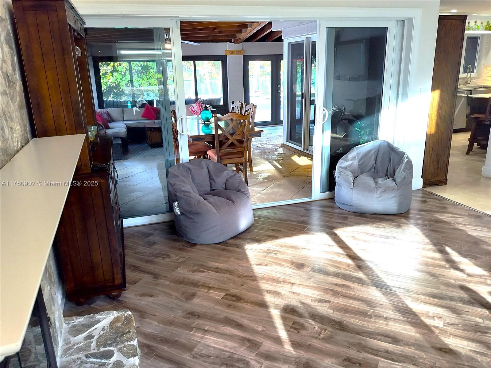 3511 Bark Way, Cooper City, Florida image 10
