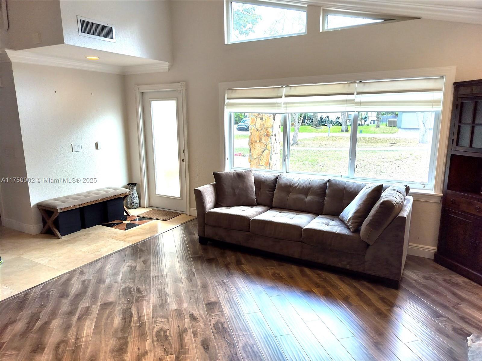 3511 Bark Way, Cooper City, Florida image 11