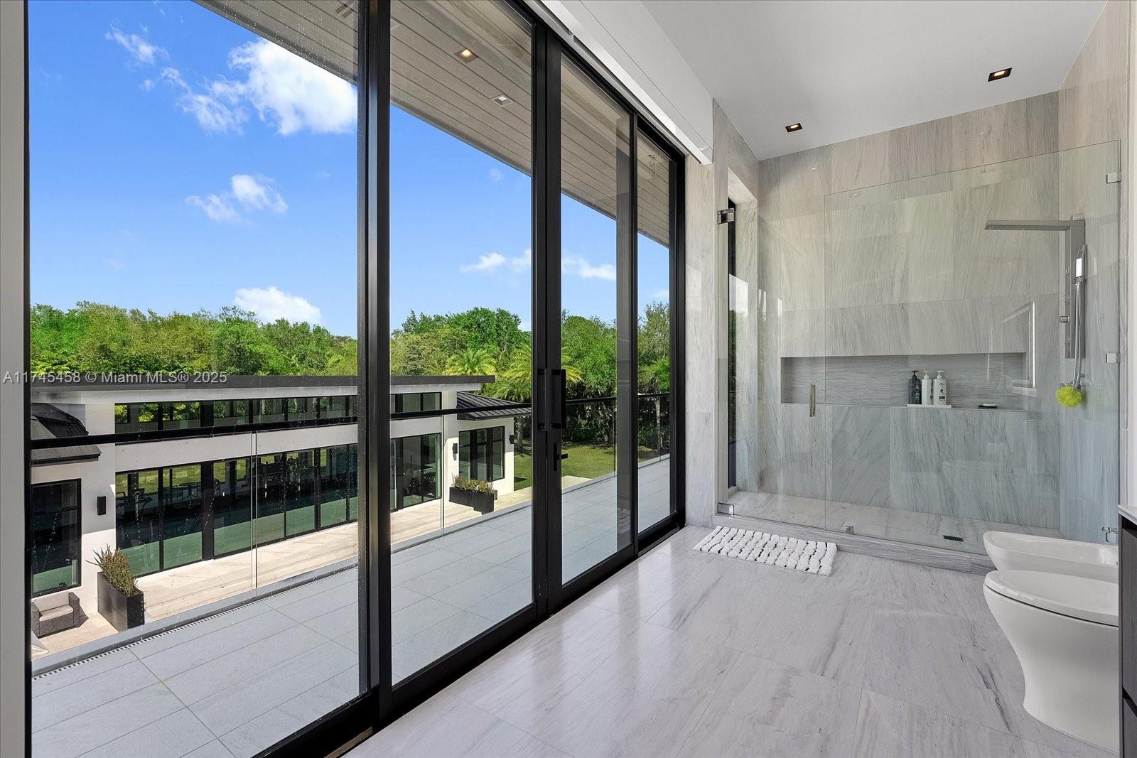 6555 SW 102nd St, Pinecrest, Florida image 24