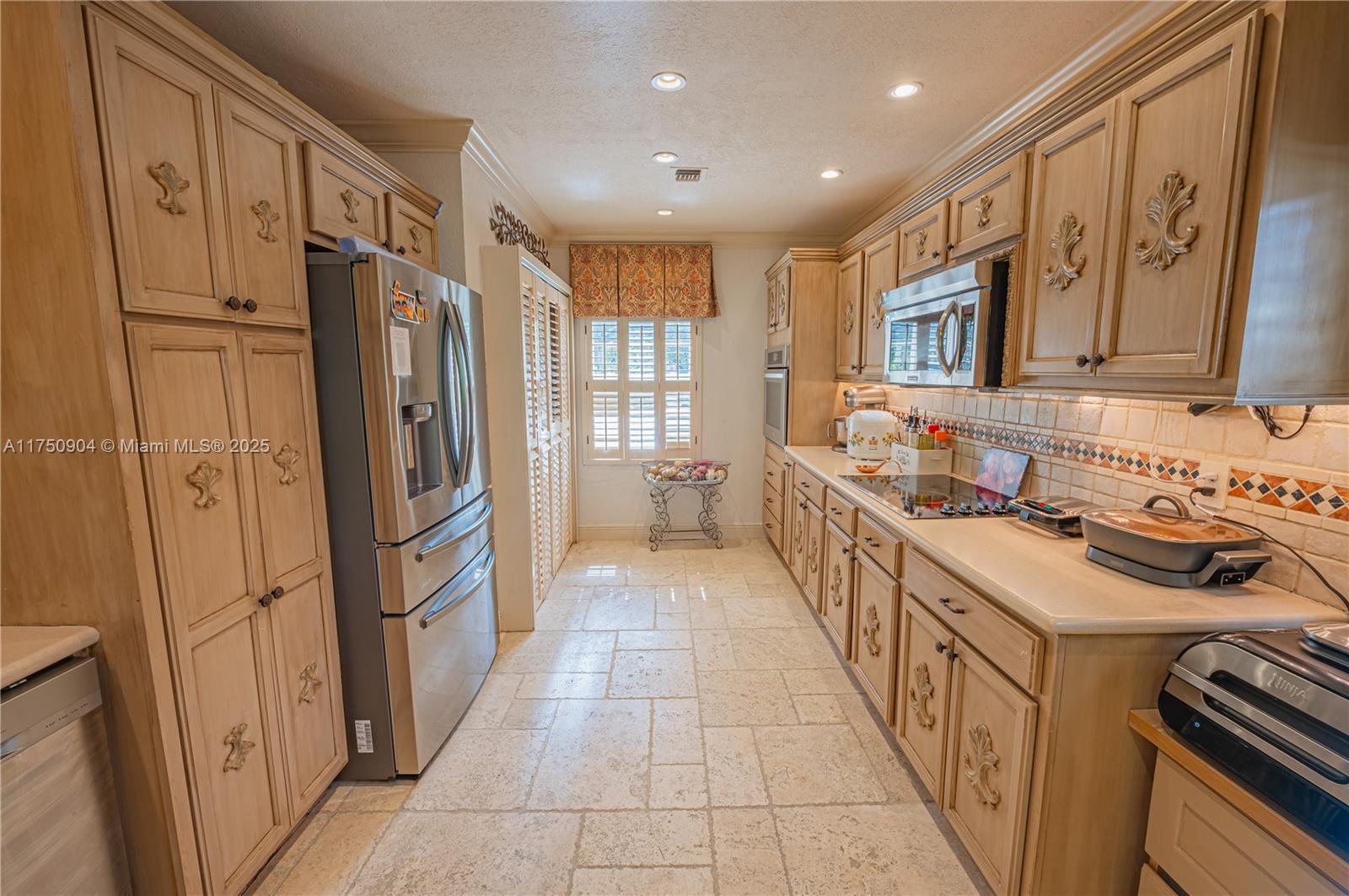 Listing Photo 18