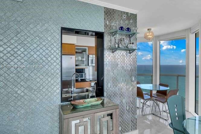 6365 Collins Ave #3903, Miami Beach, Florida image 11