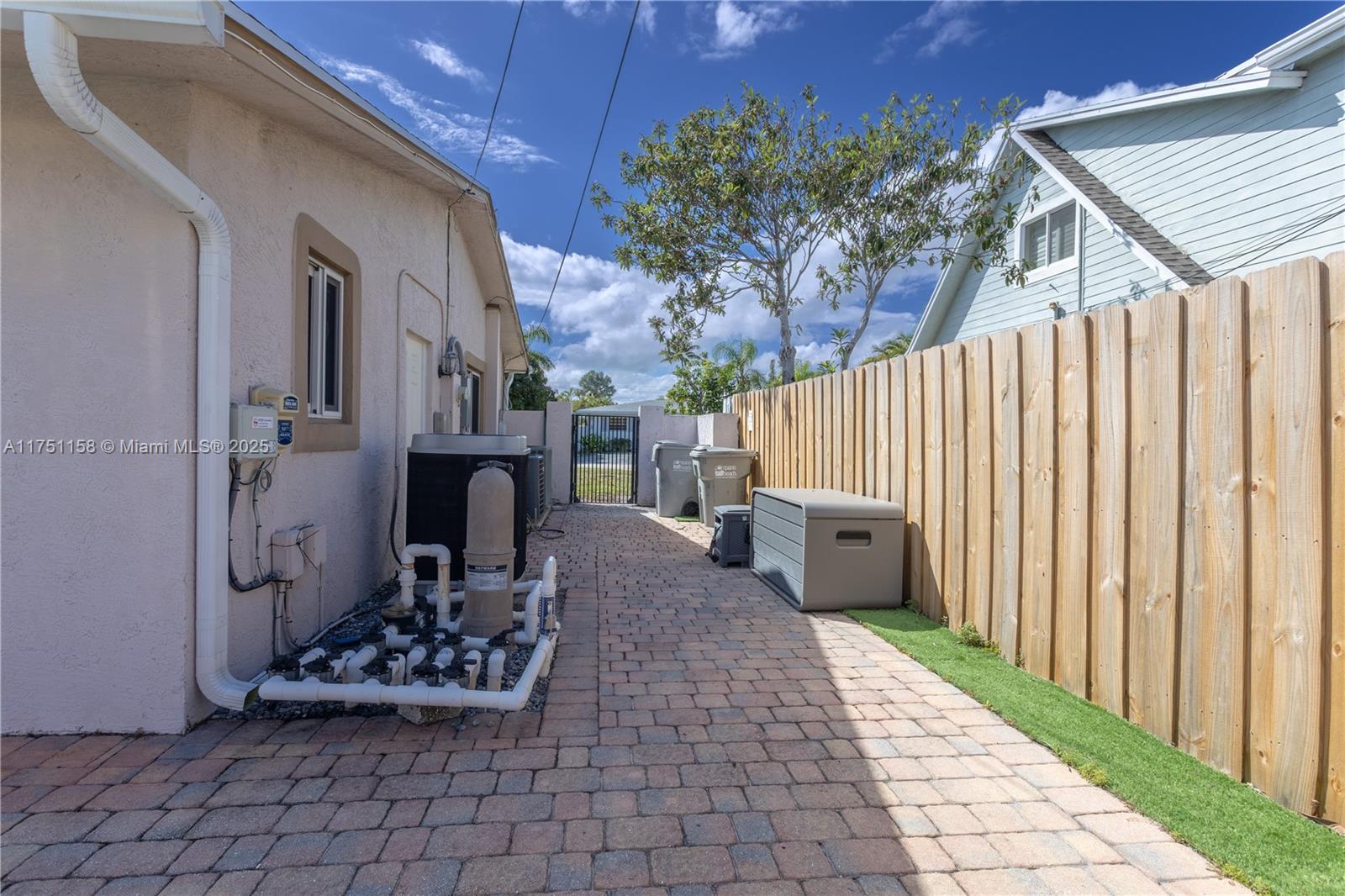 1660 NE 25th Ave, Pompano Beach, Florida image 27
