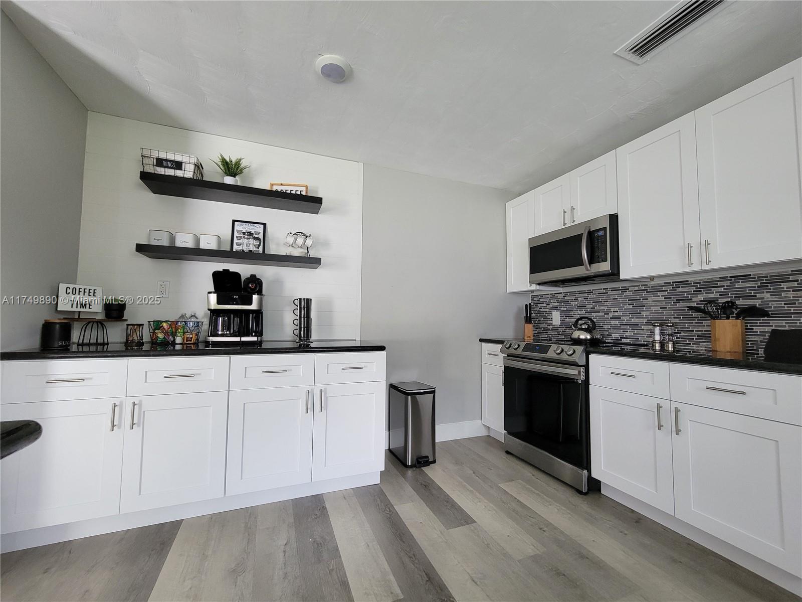 2805 13th St, Vero Beach, Florida image 21