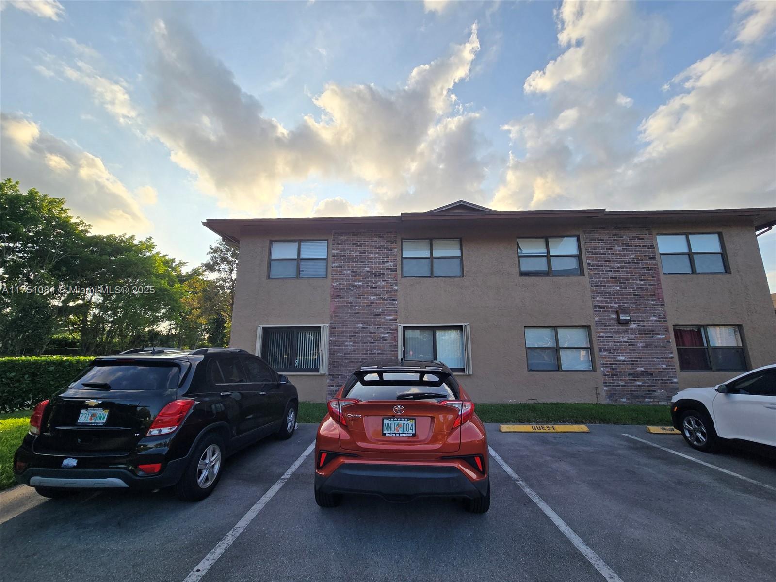 10002 Winding Lake Rd #202, Sunrise, Florida image 1