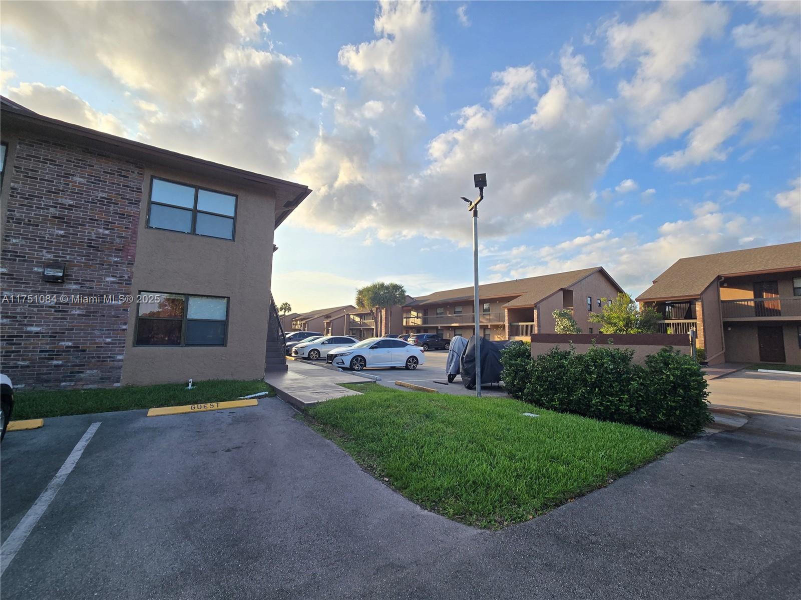 10002 Winding Lake Rd #202, Sunrise, Florida image 21