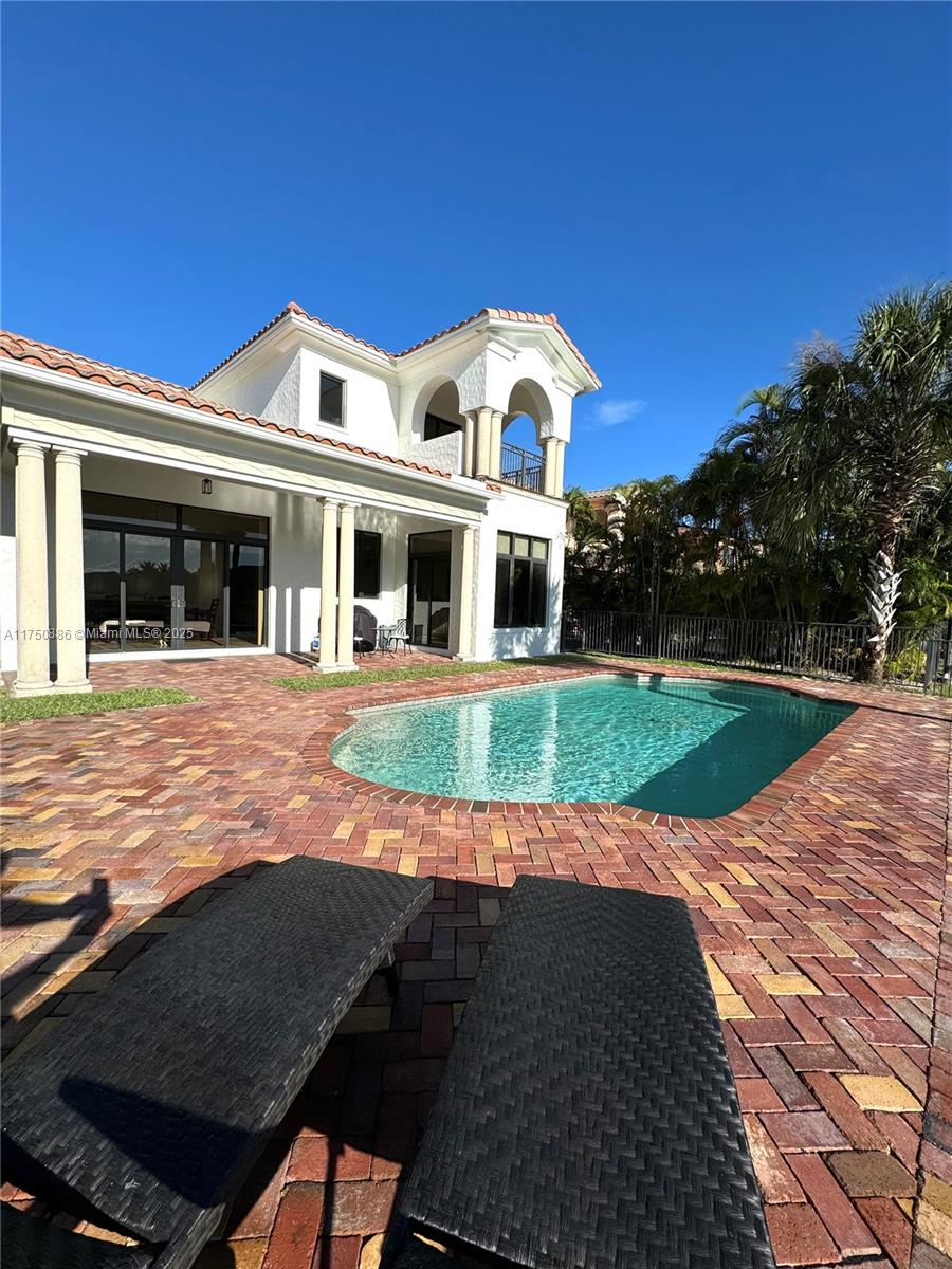 8162 Canopy Ter, Parkland, Florida image 3