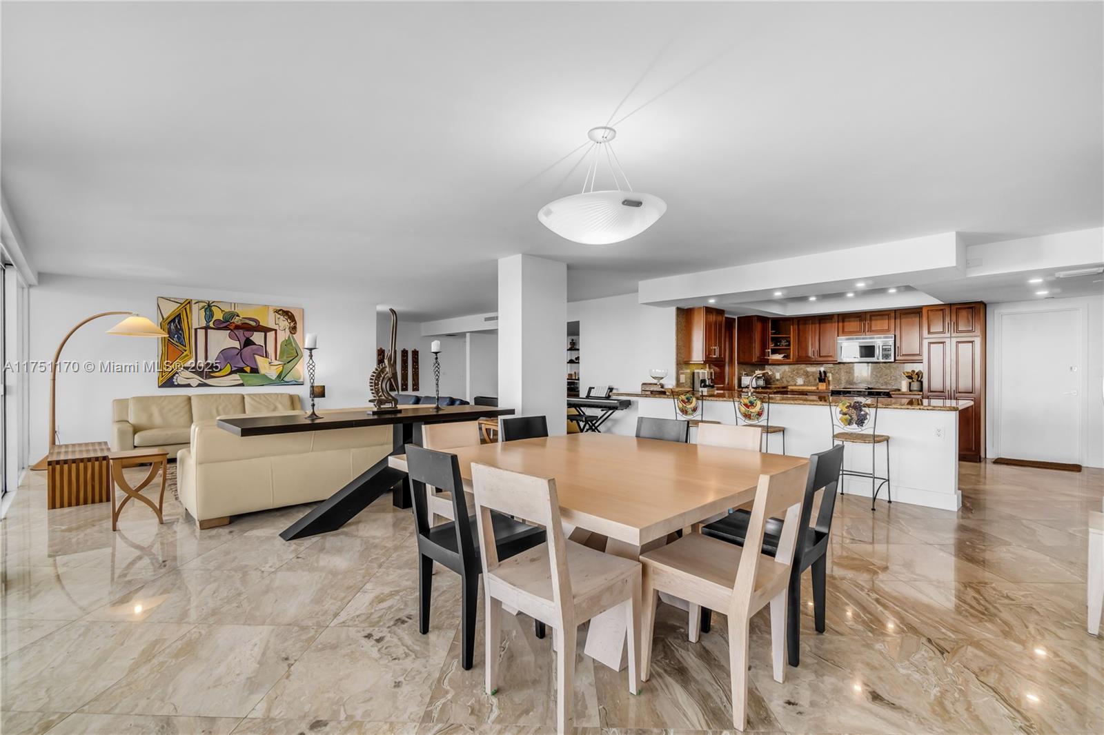 199 Ocean Lane Dr #1210, Key Biscayne FL 33149