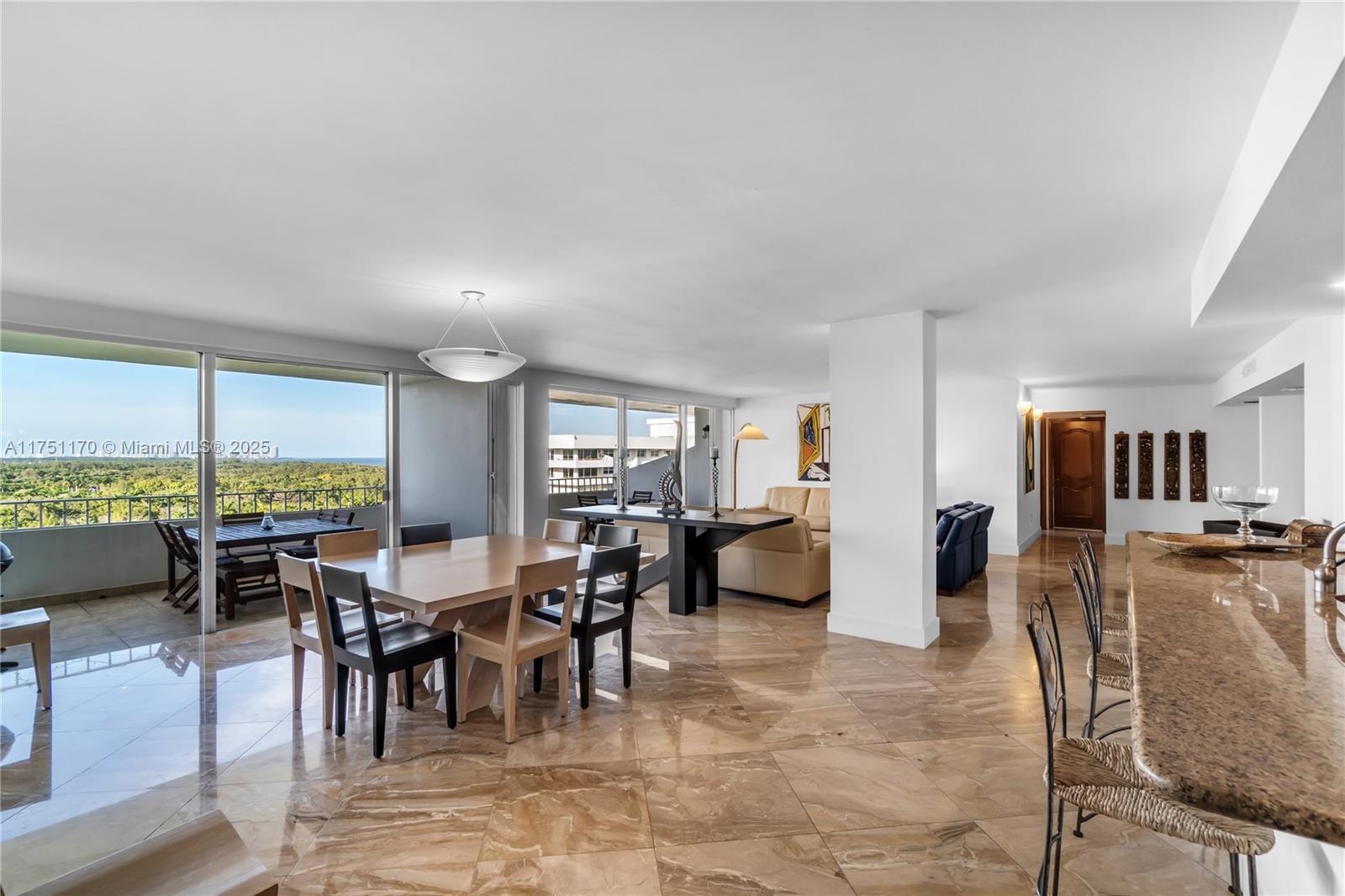 199 Ocean Lane Dr #1210, Key Biscayne FL 33149