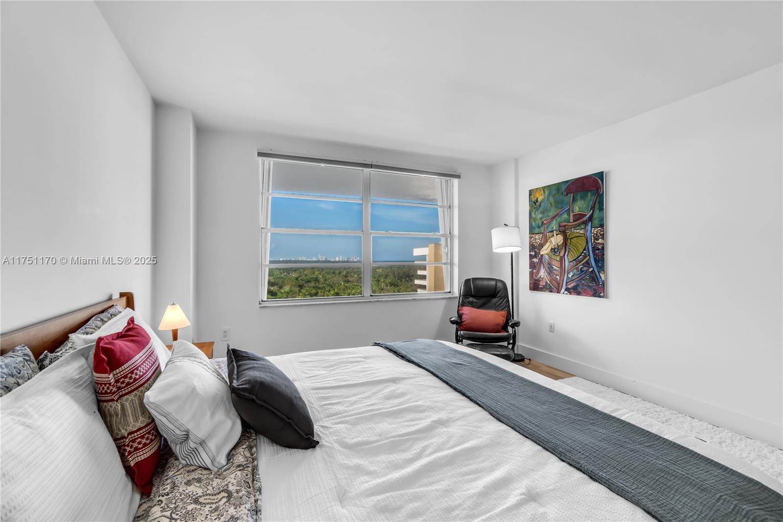 199 Ocean Lane Dr #1210, Key Biscayne FL 33149
